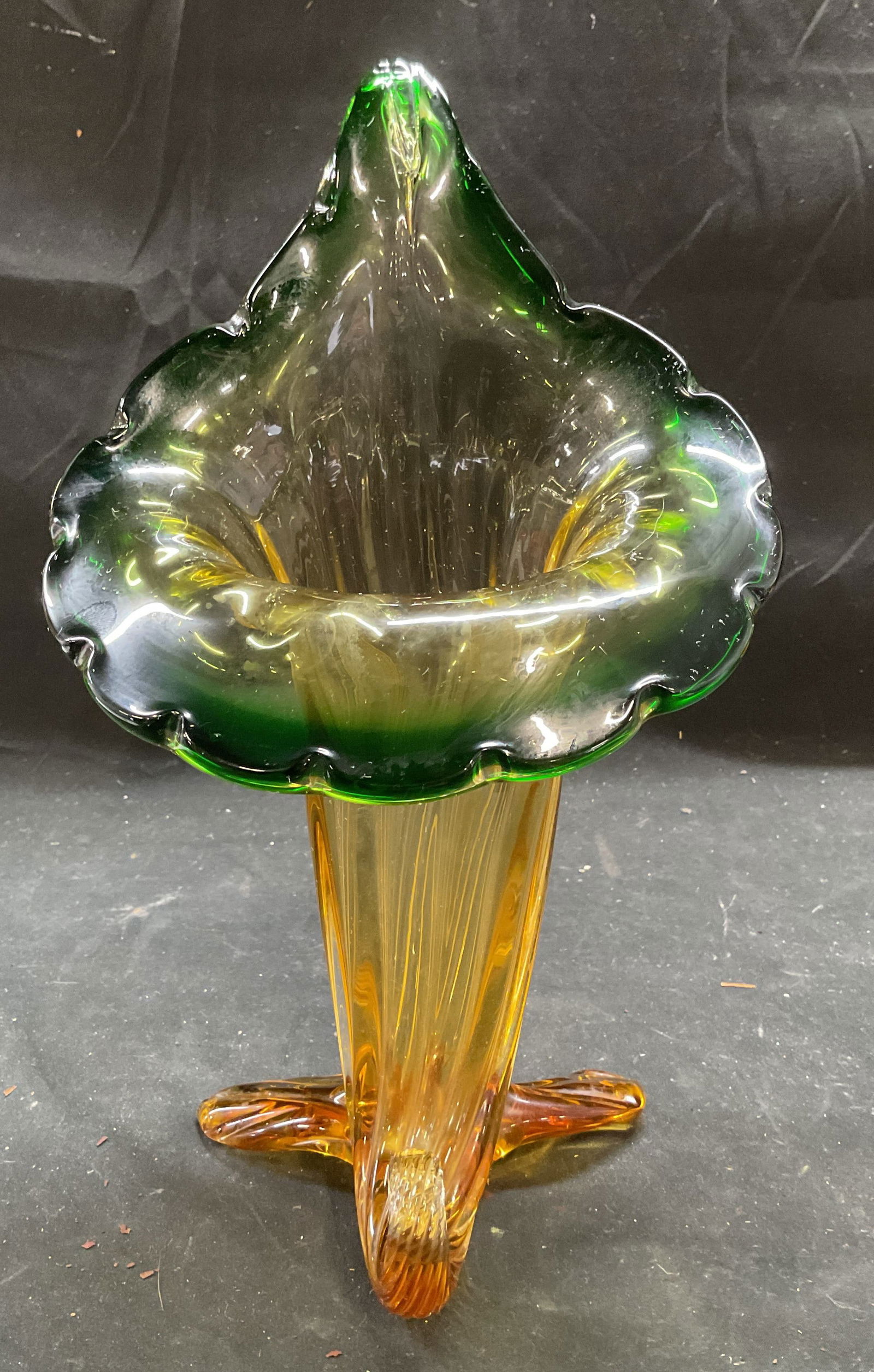 Green to Yellow Jack in the Pulpit Art Glass Vase (1 of 7)