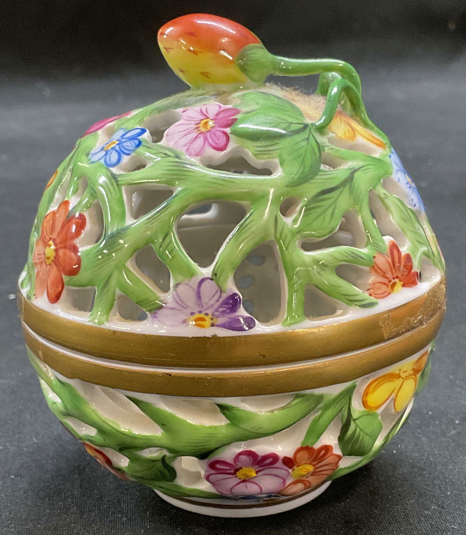 Herend Porcelain Reticulated Trinket Box, Hungary (1 of 6)