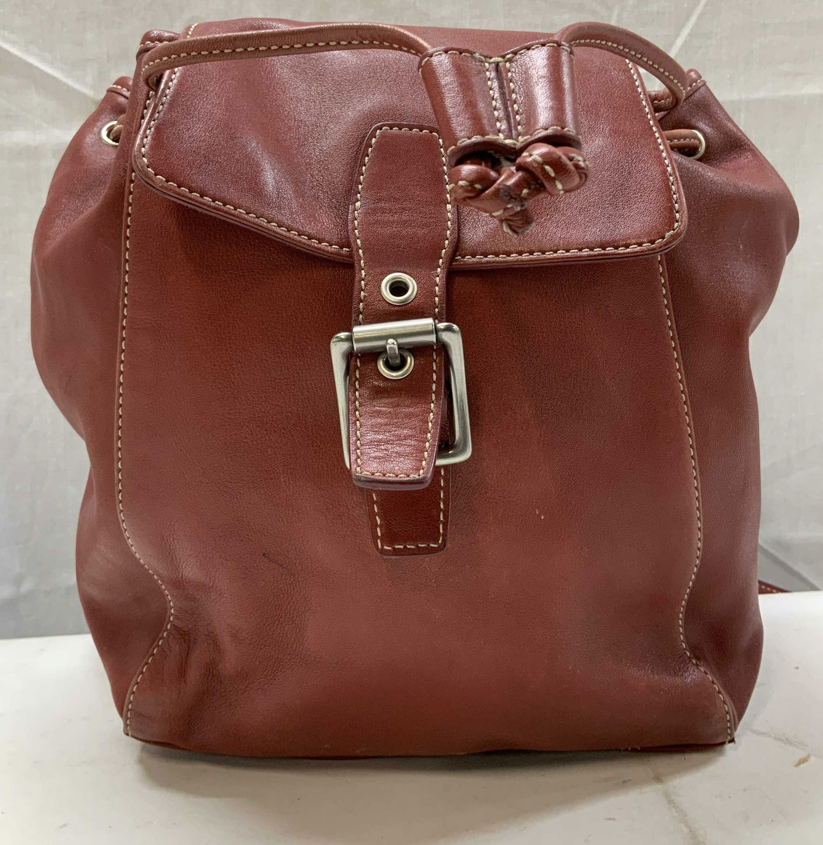 Vtg Coach Legacy Red Leather Drawstring Backpack (1 of 6)