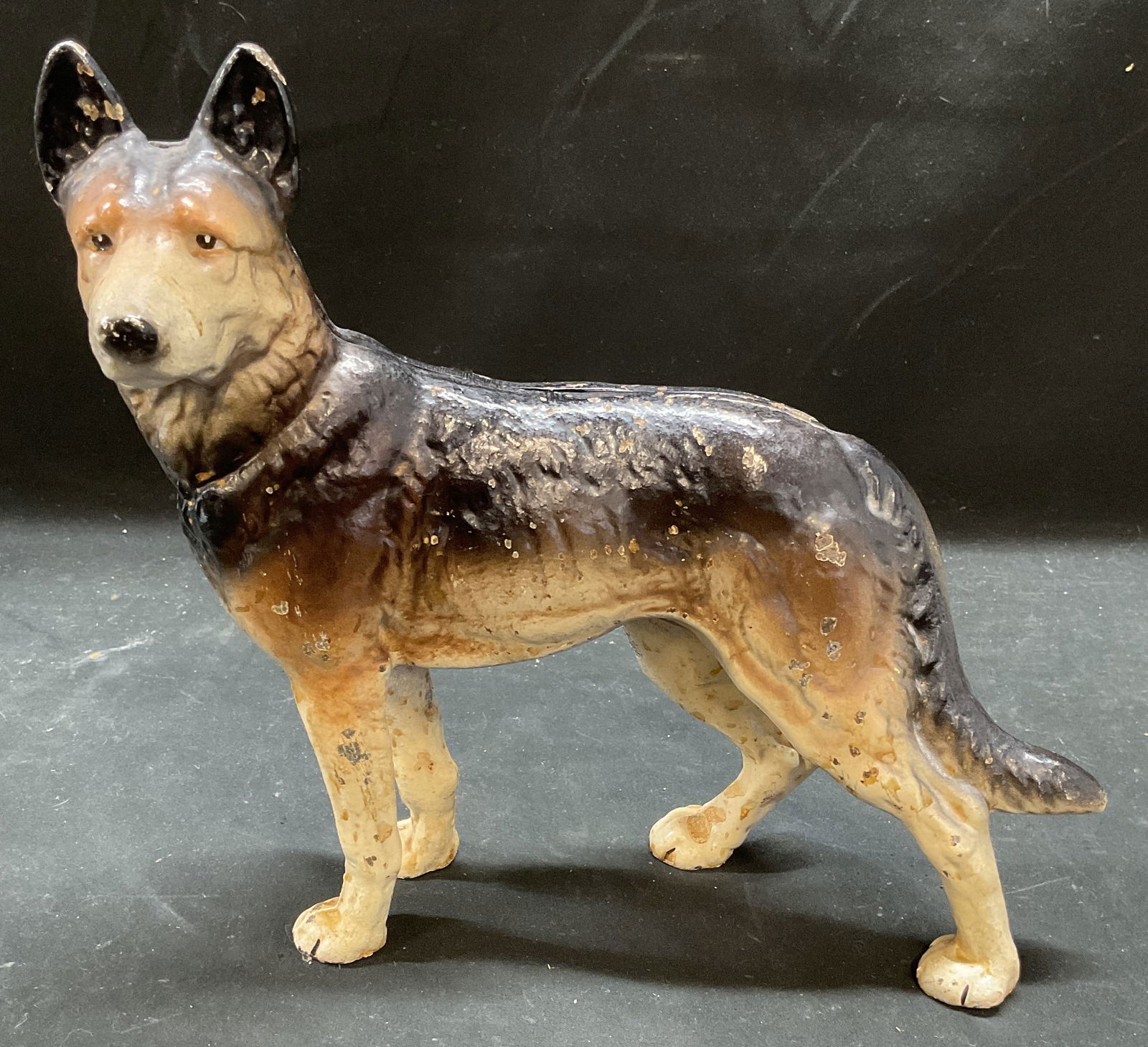 Vtg Cast Iron German Shepherd Dog Figurine (1 of 6)