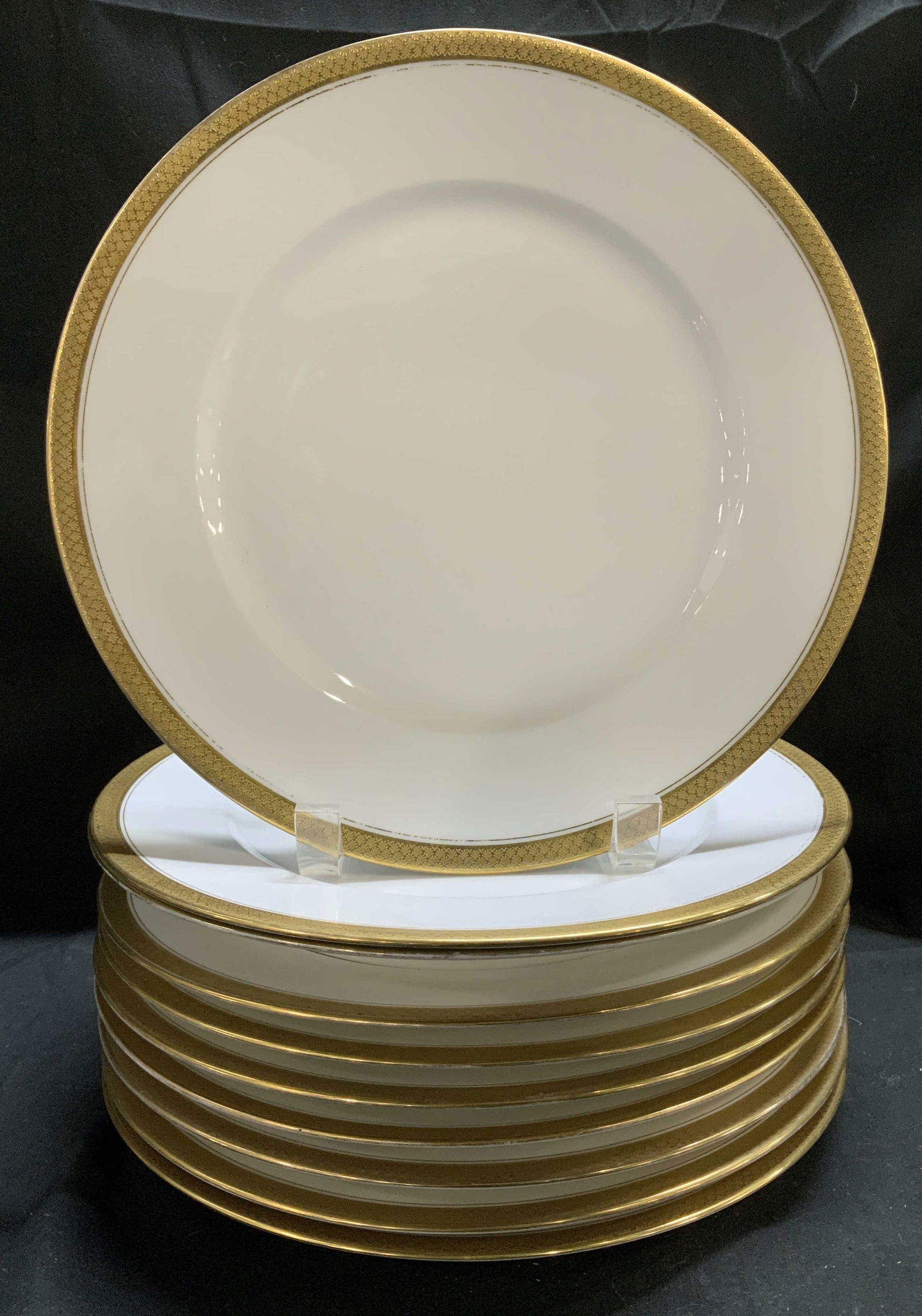 Set 10 Limoges Gilt Dinner Porc Plates FRANCE: Lot includes, set 9 Limoges gilt border dinner plates & 1 Limoges similar gilt pattern dinner plate. Signed & marked on underside. Reads, FRANCE. DEPOSE. C.AHRENFELDT. LIMOGES. 1 Limoges plate is not