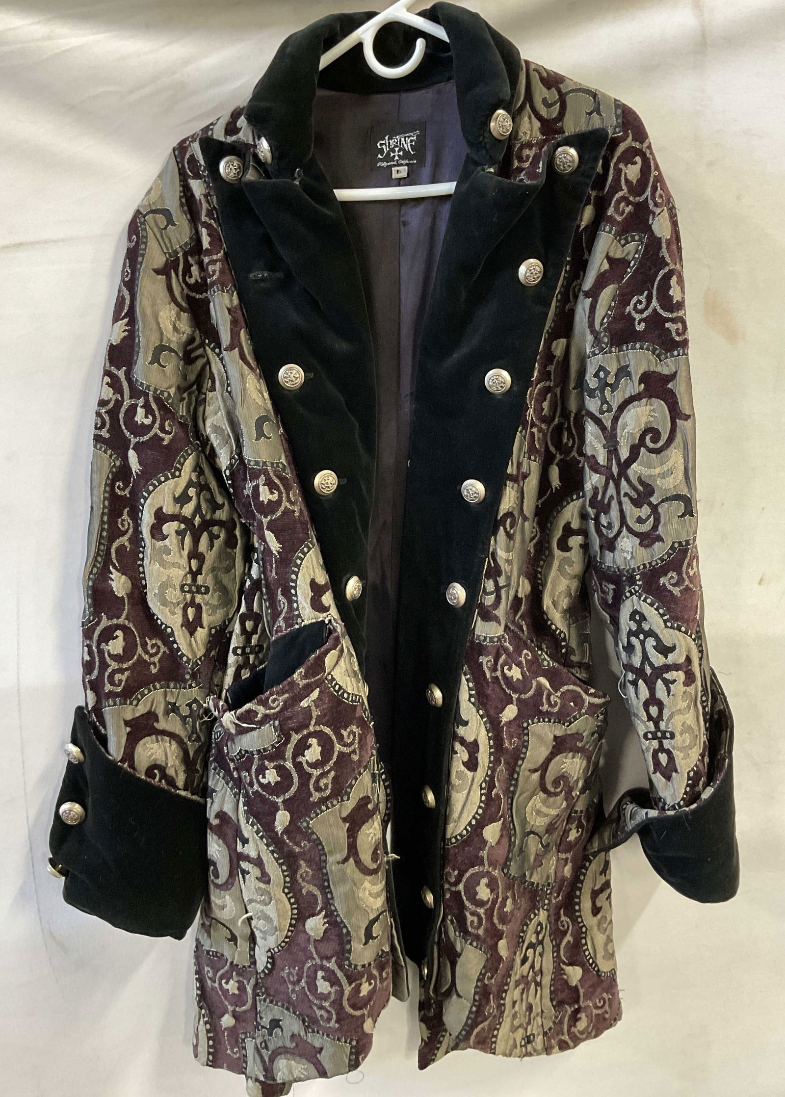 Shrine Of Hollywood Embroidered Jacket (1 of 13)