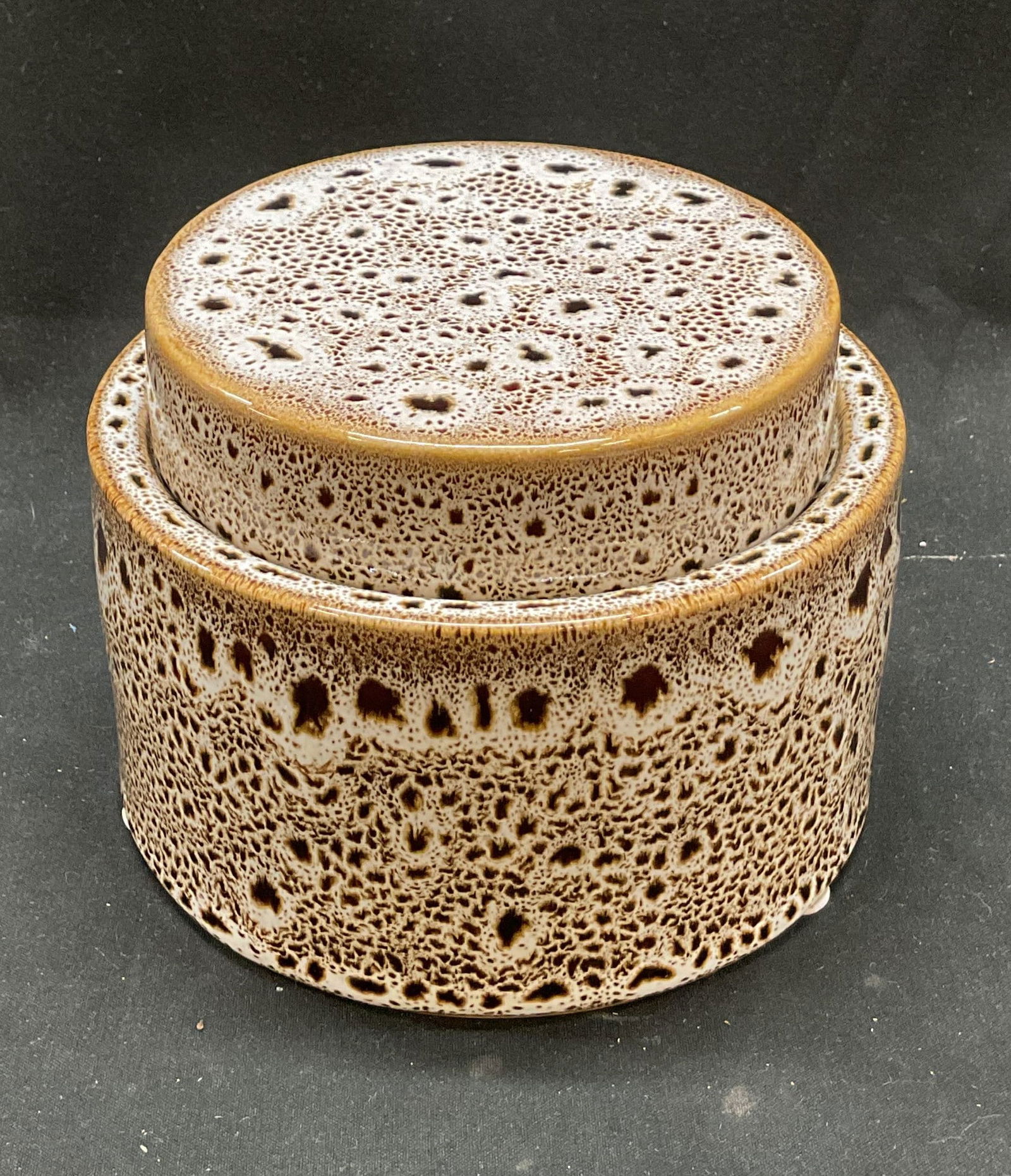 Vintage Lidded Pattern Ceramic Bowl (1 of 6)