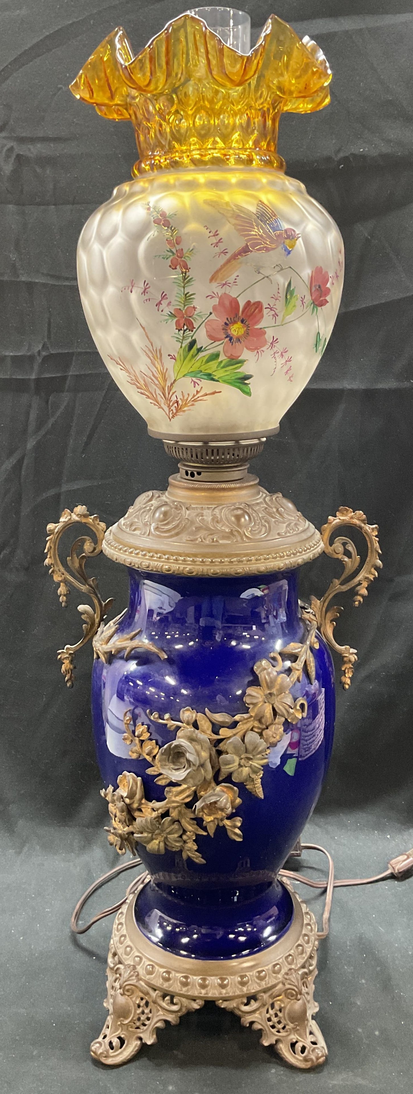 Vintage Electrified Hummingbird & Floral Oil Lamp+ (1 of 9)