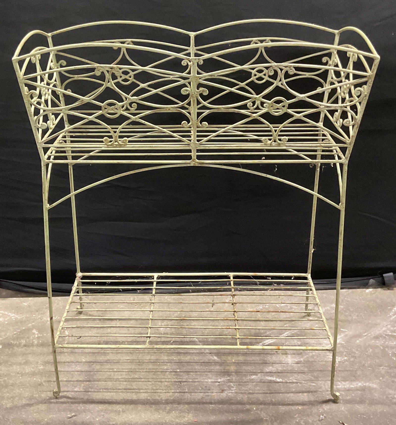 Vintage Green Iron Scroll Plant Stand 33in (1 of 6)