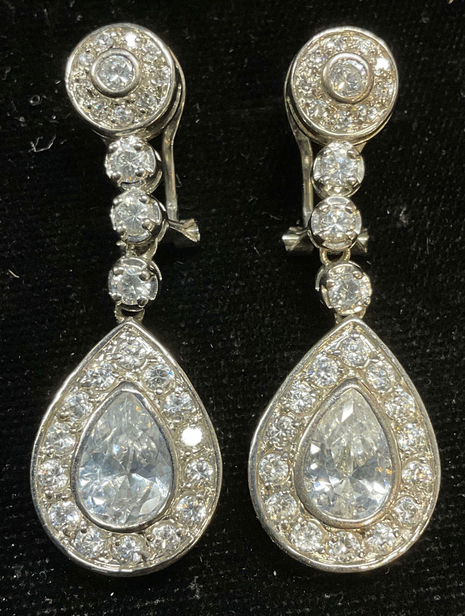 Vtg Silver Tone Crystal Teardrop Earrings (1 of 6)