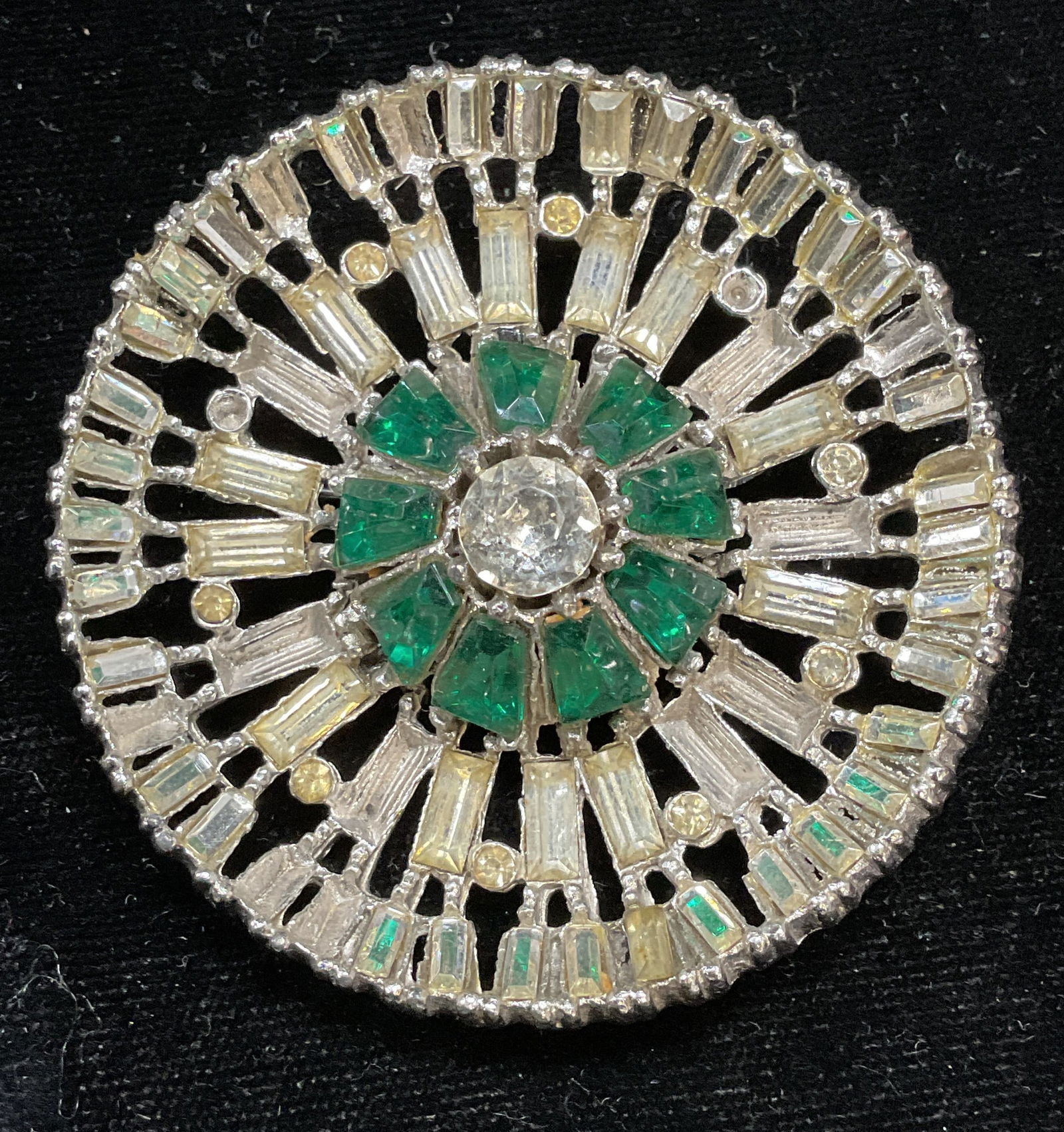Sgn Reinad Silver Tn Green Crystal Circle Brooch Pin (1 of 7)