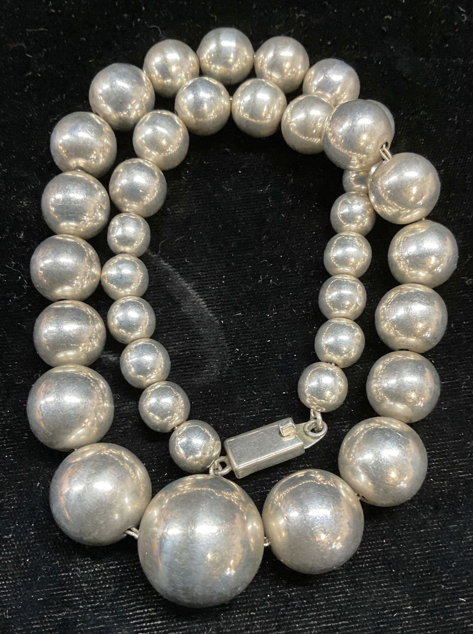 Chunky Sterling Silver Beaded Necklace 2.76 Ozt (1 of 6)