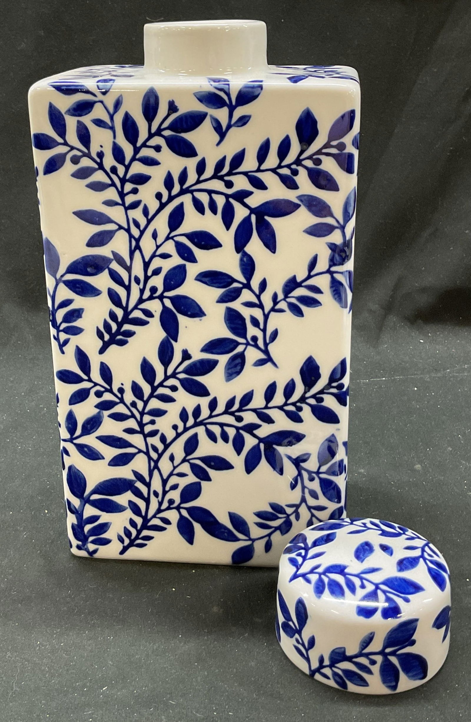 Vintage Blue & White Ceramic Tea Jar (1 of 6)