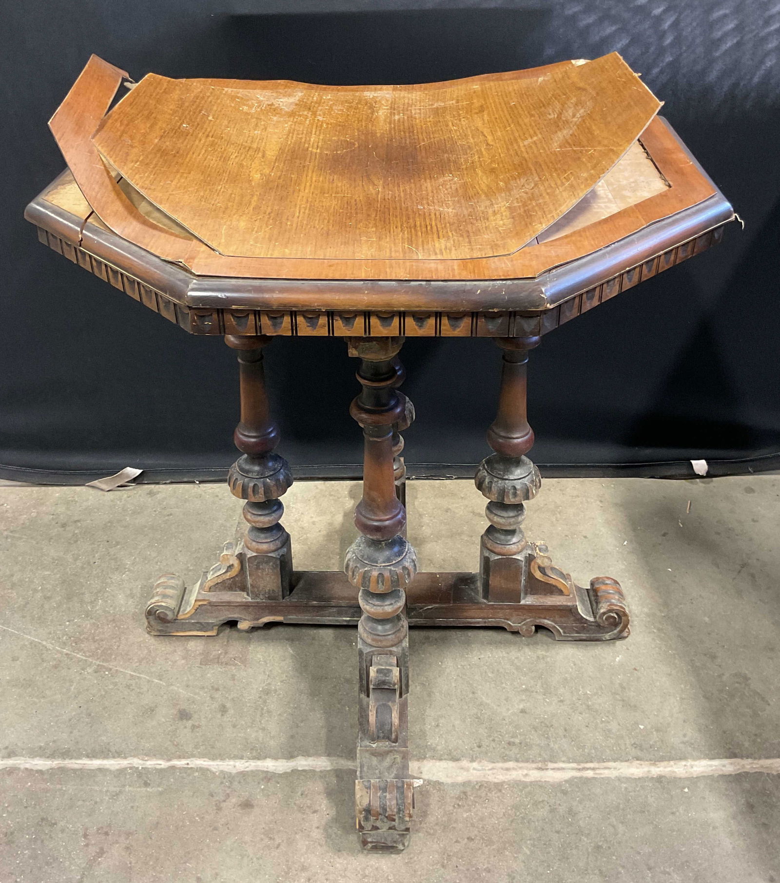 Regency Style Octagonal Wood Side Table (1 of 6)