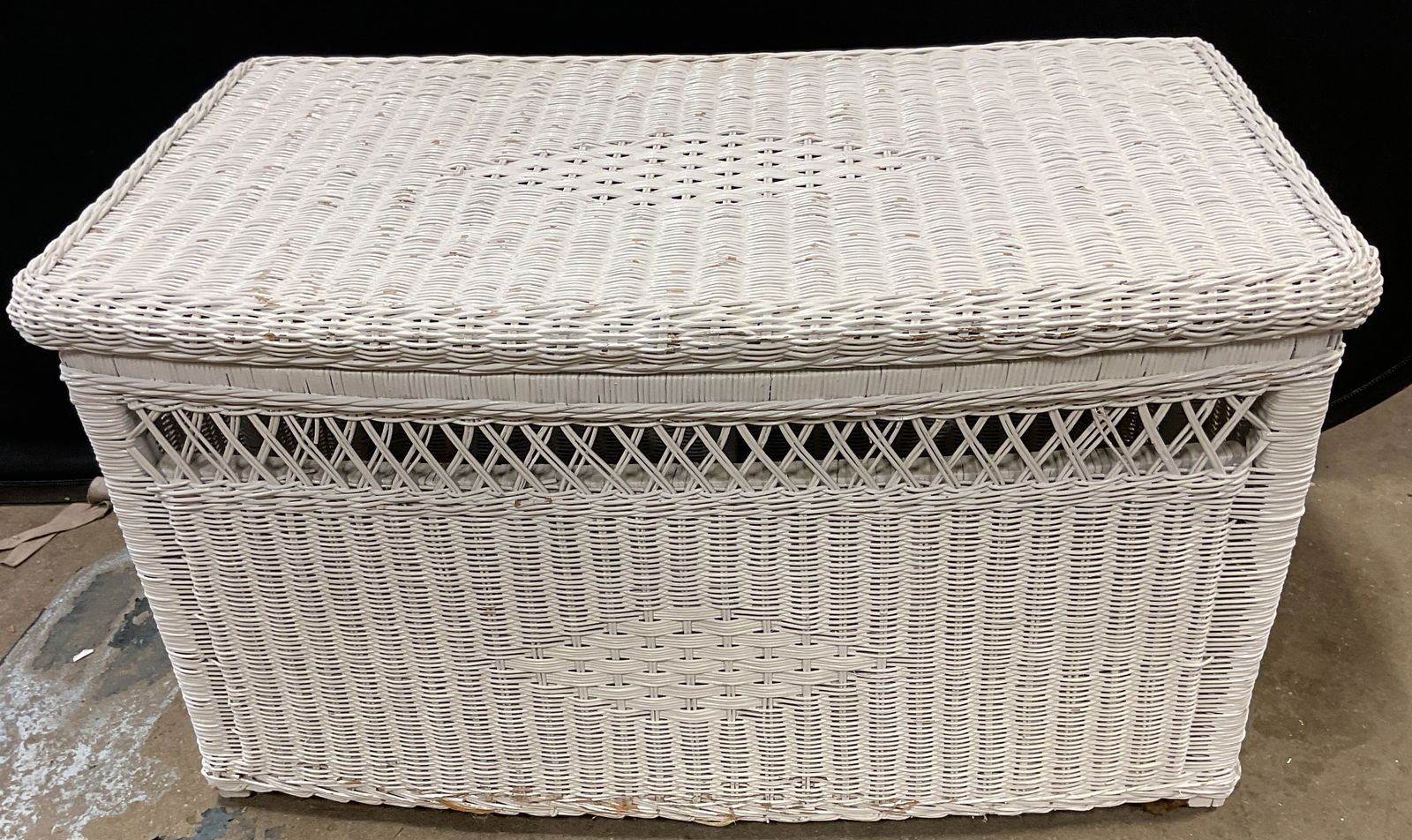 White Wicker Wood Diamond Storage Chest (1 of 6)