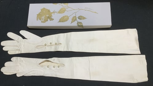 Vntg White Kidskin Opera Length Gloves FRANCE