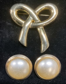 Lot 2 Gold Tone Faux Pearl Earrings, Brooch