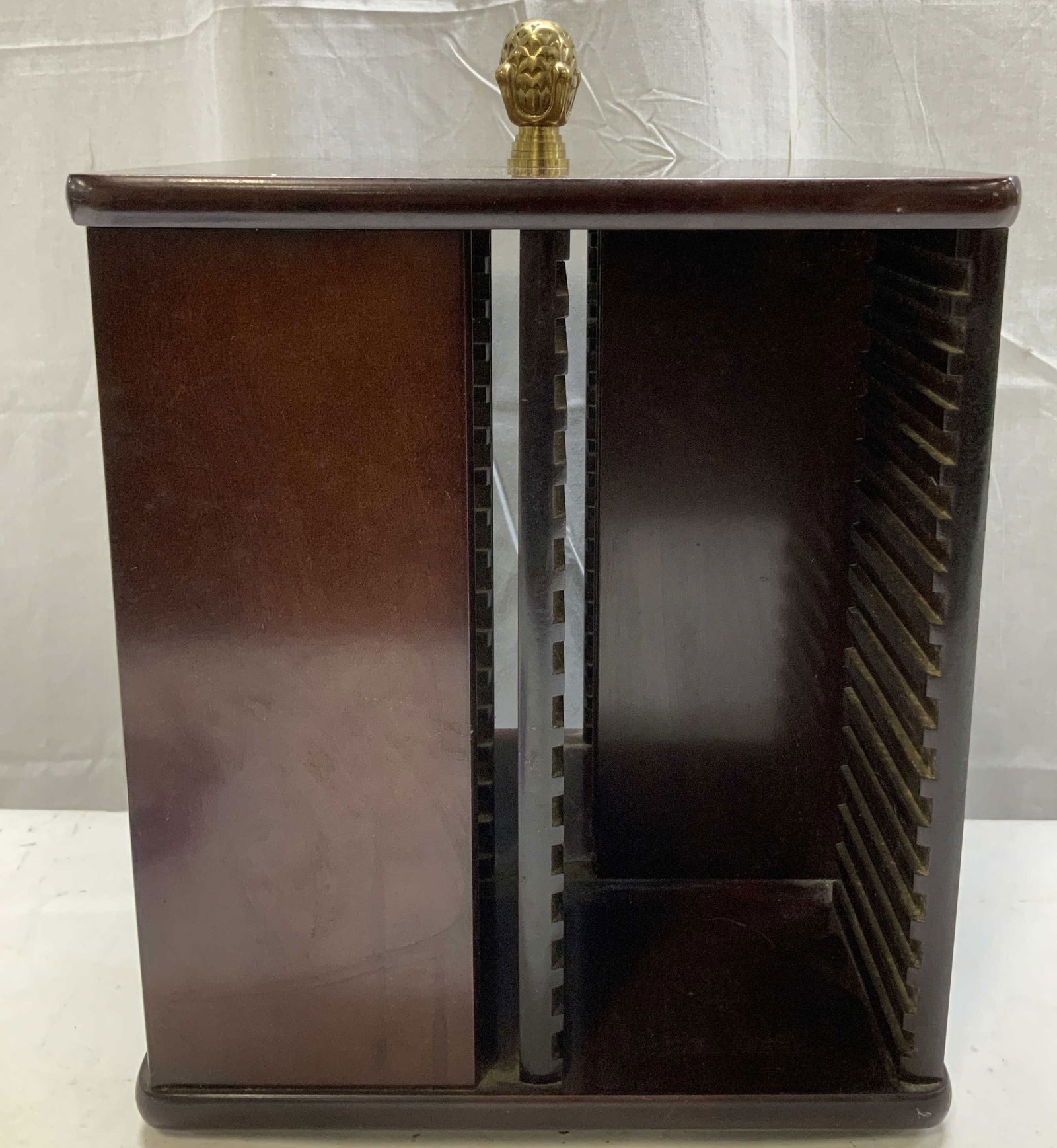 The Bombay Company Rotating Wooden CD Rack Holder (1 of 6)