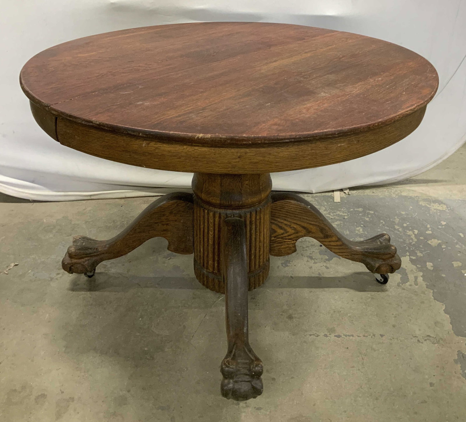 Antq Round Wooden Dining Table W Claw Feet (1 of 8)
