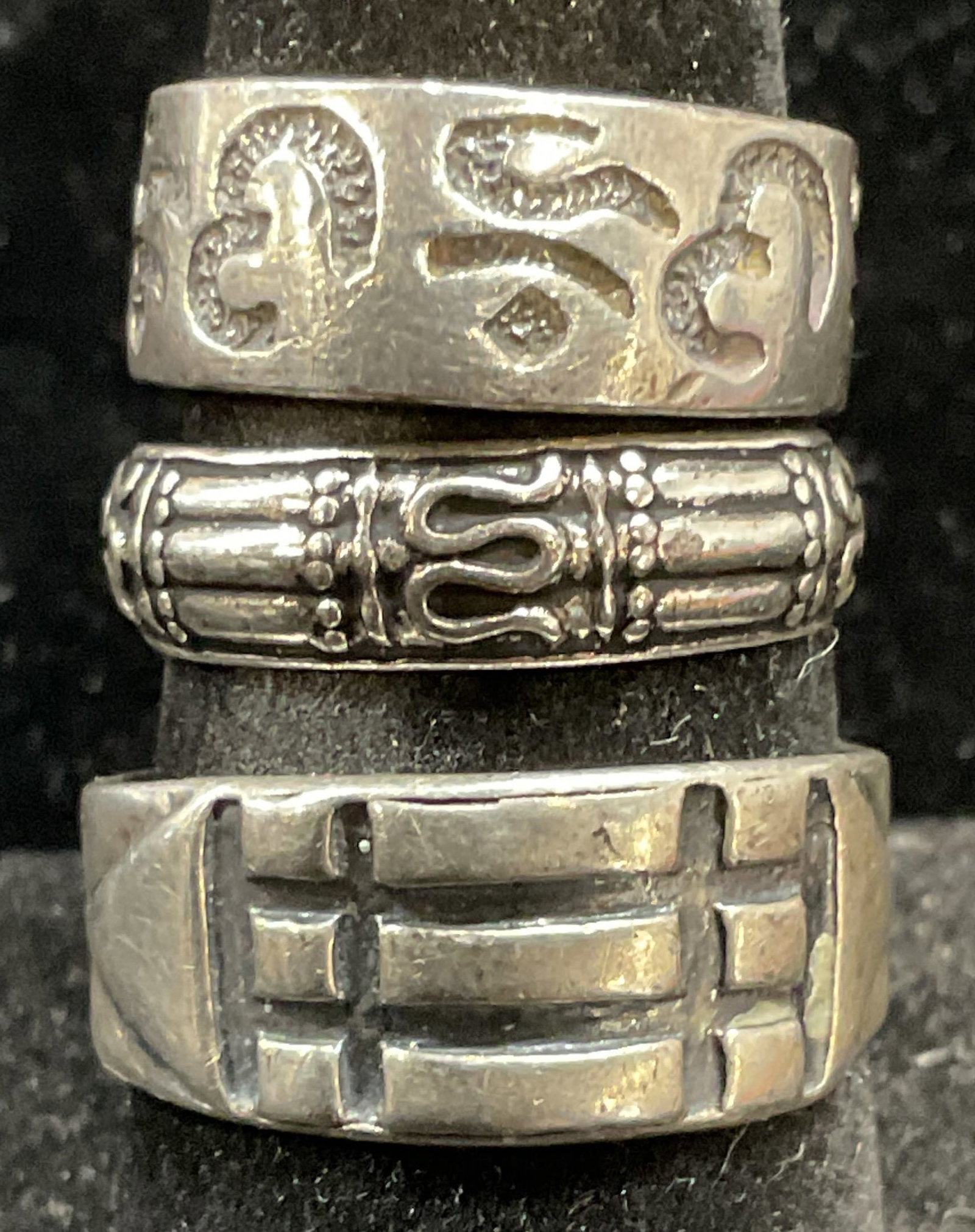 Lot 3 Vintage Sterling Silver Rings (1 of 6)