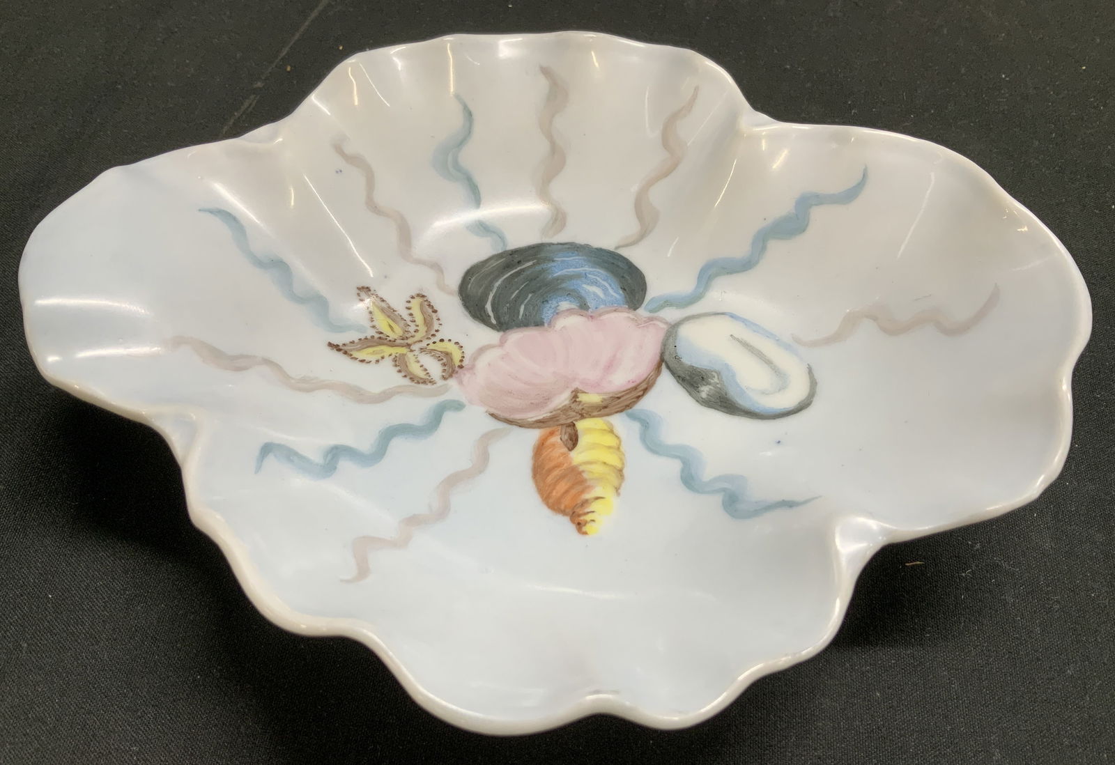 Sgnd Vtg Helen Beck 1960 Hand Painted Trinket Dish (1 of 6)