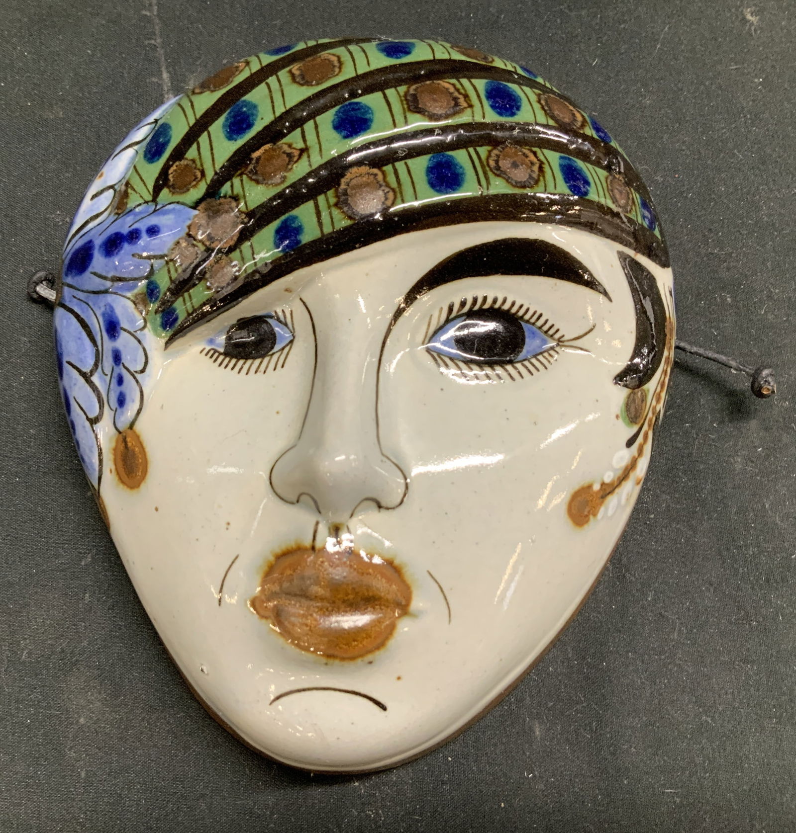 Vtg Stylized Female Ceramic Wall Face Mask (1 of 6)