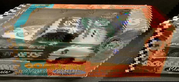 1999 Ertl 1950 Oldsmobile Rckt 88 DieCast Coin Bnk