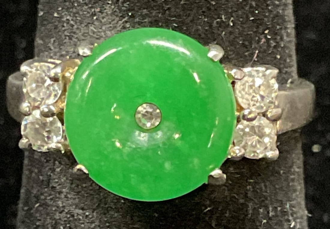 Sterling Silver Green Semiprecious Ring: Sterling silver ring with green semiprecious stone and colorless crystals. Size 6. Total weight 3.7 grams. Marked sterling. Some scratching. Jewelry, estate jewelry, fine jewelry, cocktail jewelry, fa