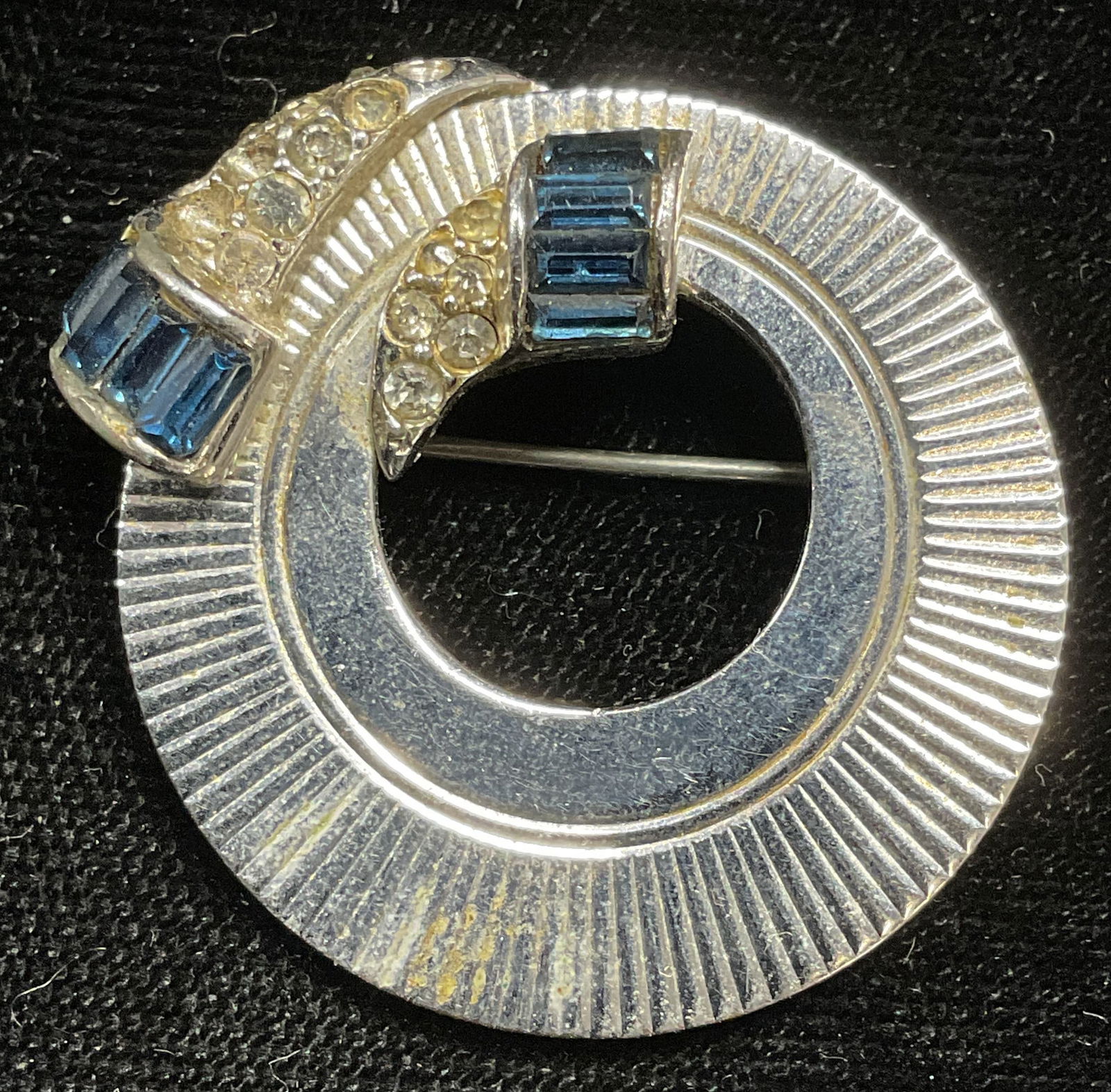 Vtg Boucher Silver Tone Crystal Circle Brooch (1 of 6)