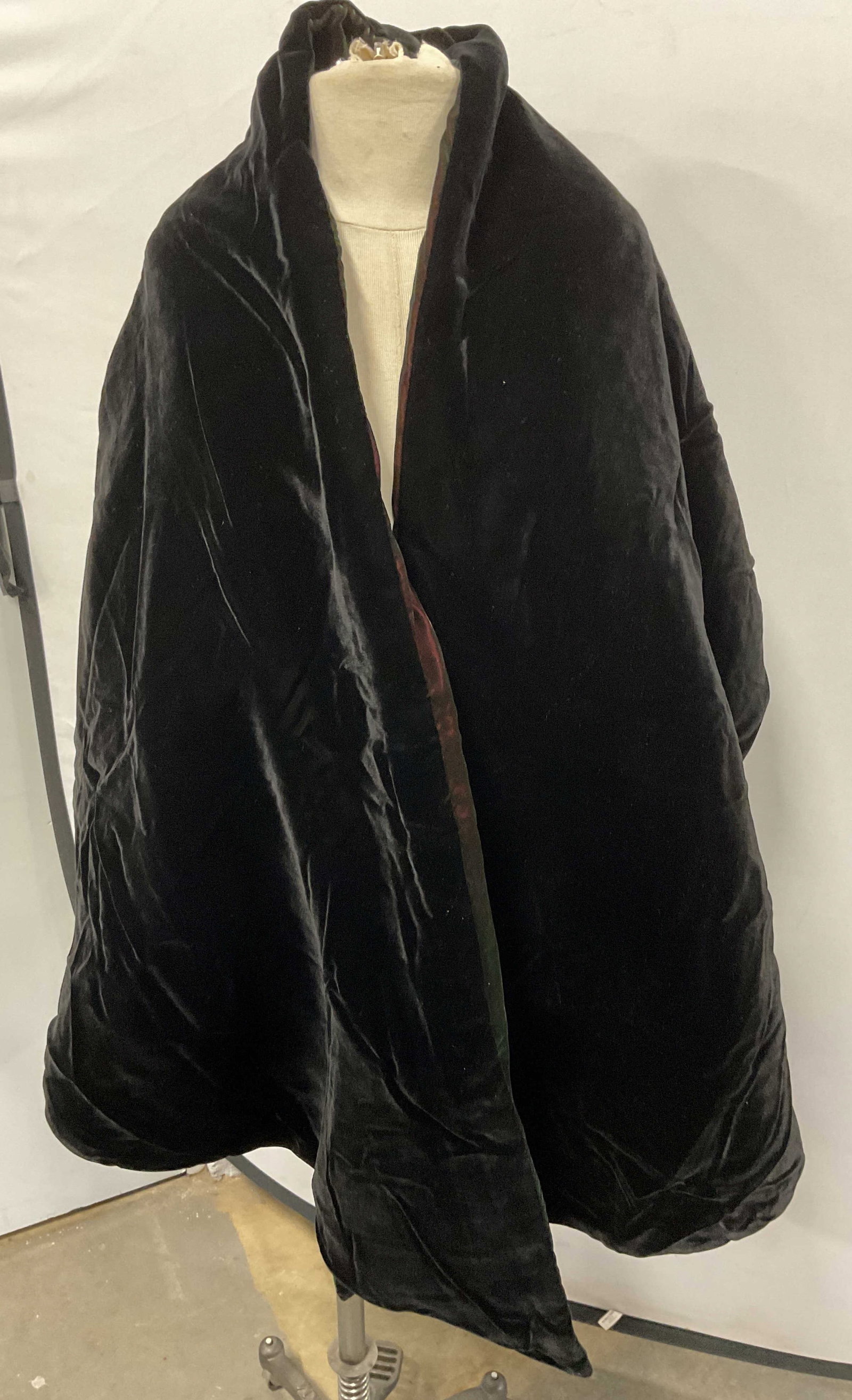 WW London Green Red Velvet Shawl NWT: WW London black, green and red toned velvet shawl. New with tag. Synthetic material. Measures approx 90 inches long. Ww London shawl. Designer shawl, velvet shawl, green shawl, red shawl, accessories,