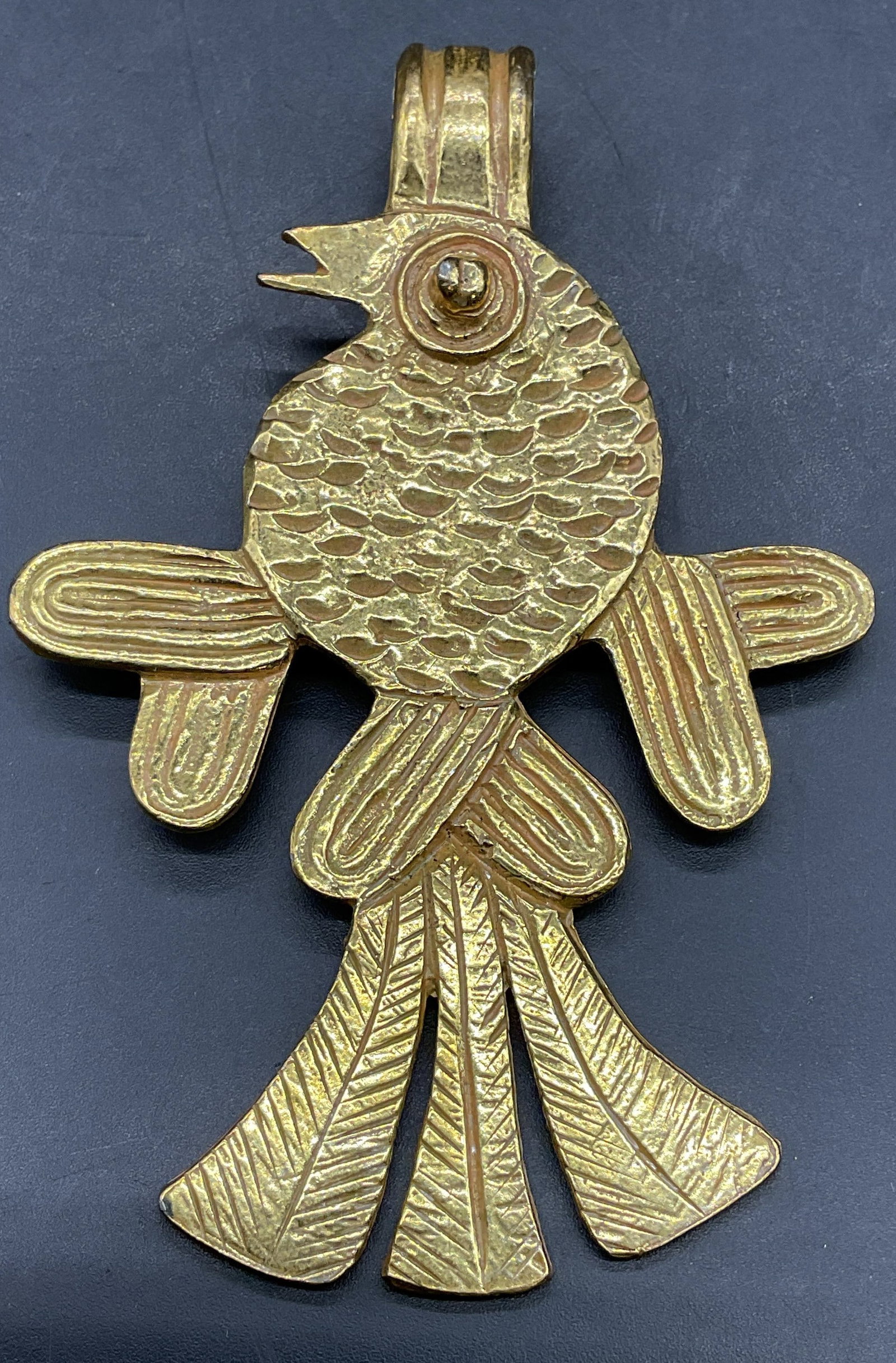 Castlecliff Gold Tone Bird Pendant 2.75 In L: Signed Castlecliff gold tone bird motif pendant. Measures approx 2.75 x 2 inches. Some scratching. Jewelry, estate jewelry, costume jewelry, cocktail jewelry, fashion jewelry, accessories, fashion acc