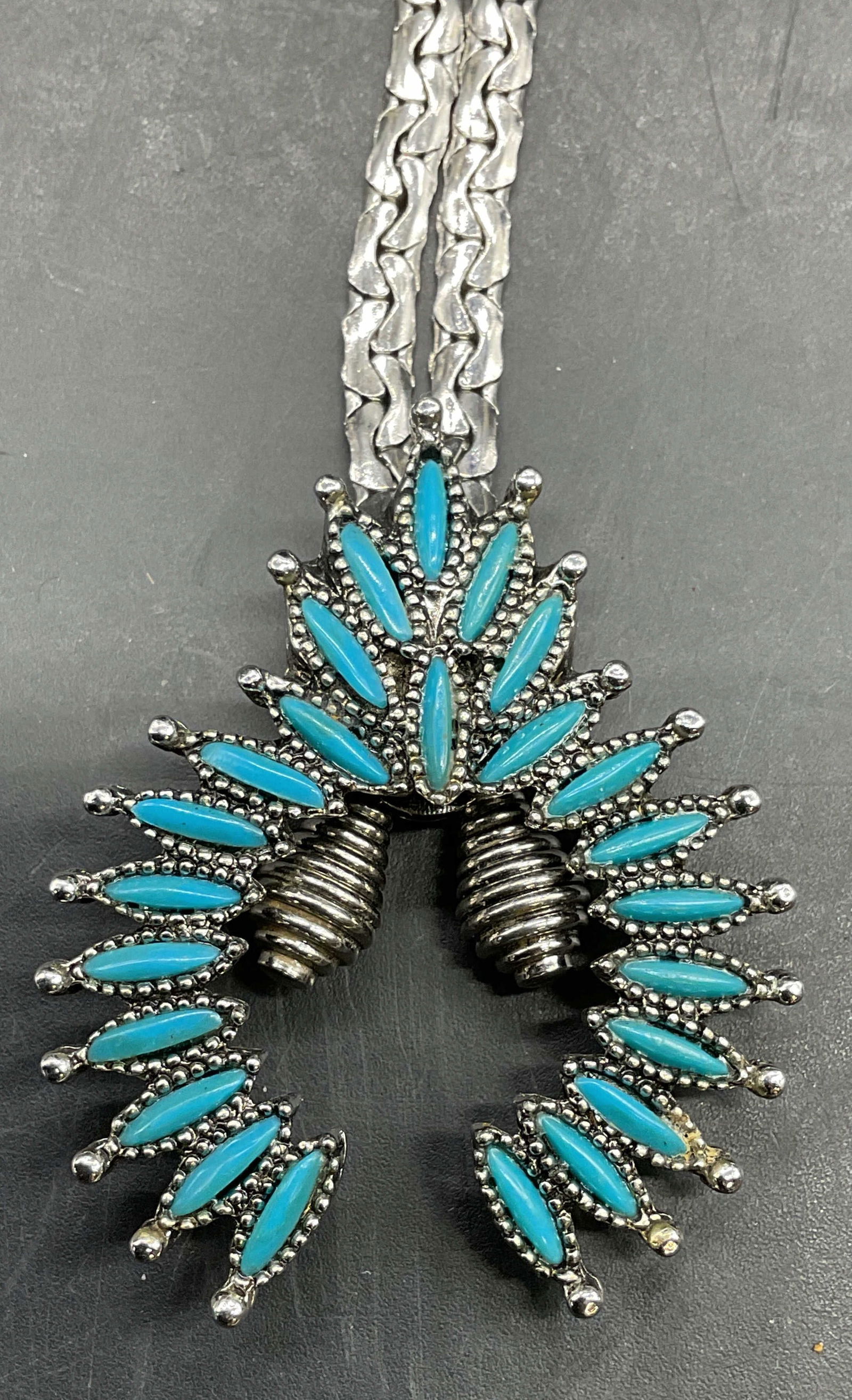 Goldette Silver Tn Faux Turquoise Necklace: Signed Goldette silver tone faux turquoise pendant necklace. Drop length approx 14.5 inches. Some scratching. Jewelry, estate jewelry, costume jewelry, cocktail jewelry, fashion jewelry, accessories,