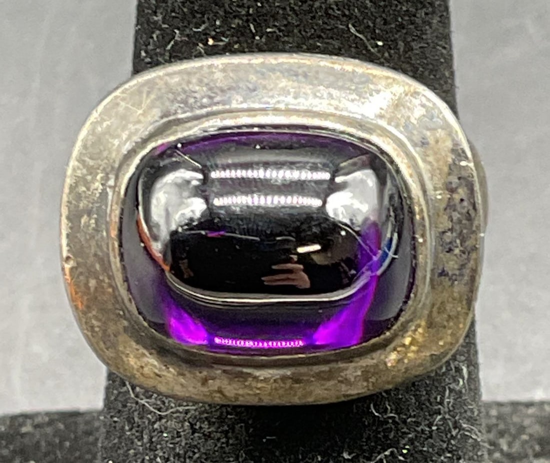 Signed AT Sterling Silver Purple Semiprecious Ring: Signed AT sterling silver ring with purple semiprecious cabochon. Size 5.5 total weight 9.5 grams. Some scratching. Jewelry, estate jewelry, fine jewelry, cocktail jewelry, fashion jewelry, accessorie