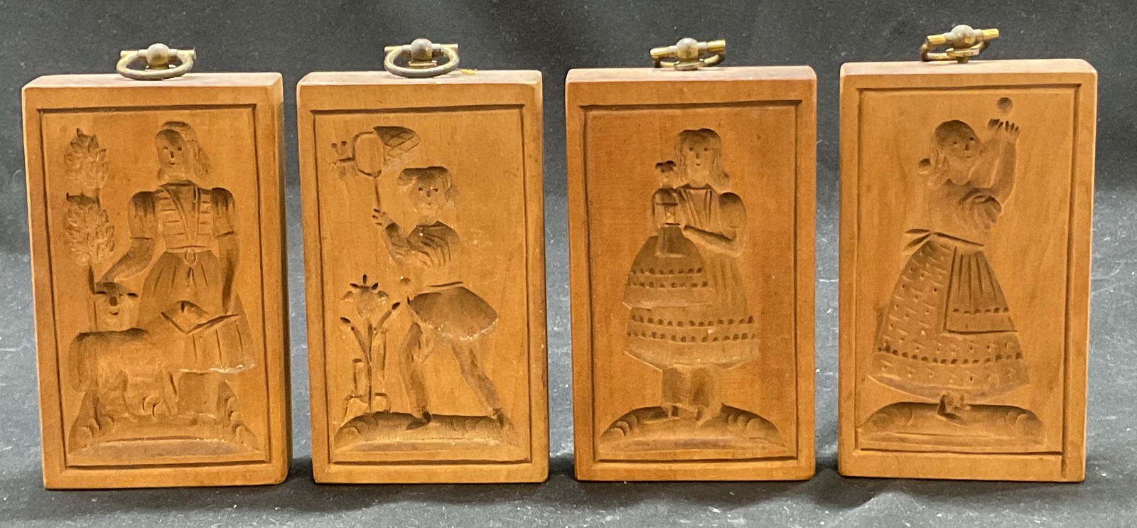 Lot 4 Vintage Wooden Figural Cookie Molds (1 of 8)