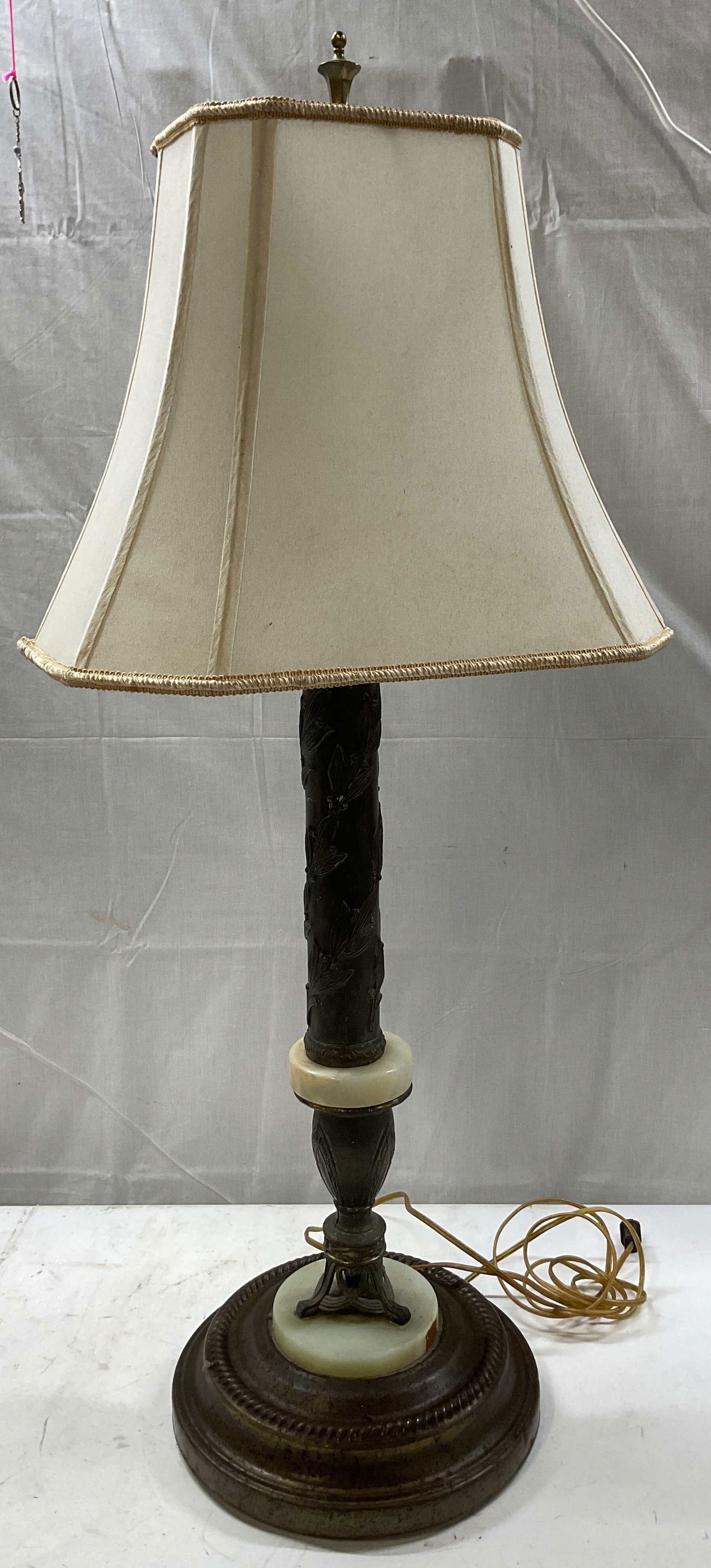 Vintage Candlestick Style Brass Table Lamp 38in (1 of 9)