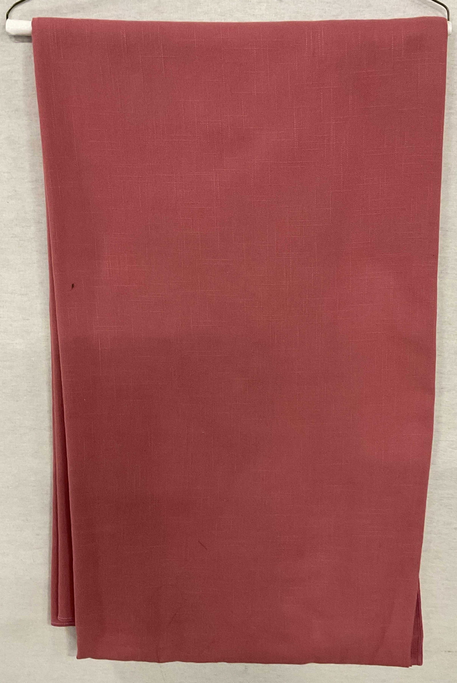 Vintage Pink Linen Tablecloth: Vintage pink tablecloth. Feels like linen. Measures approx 100 x 56 inches. Some blemishes. Table linens, tablecloth, pink tablecloth, vintage tablecloth, table decor, table accessories, home decor, h