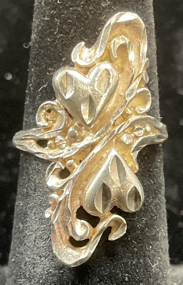 Vintage Sterling Silver Heart Scroll Ring (1 of 6)