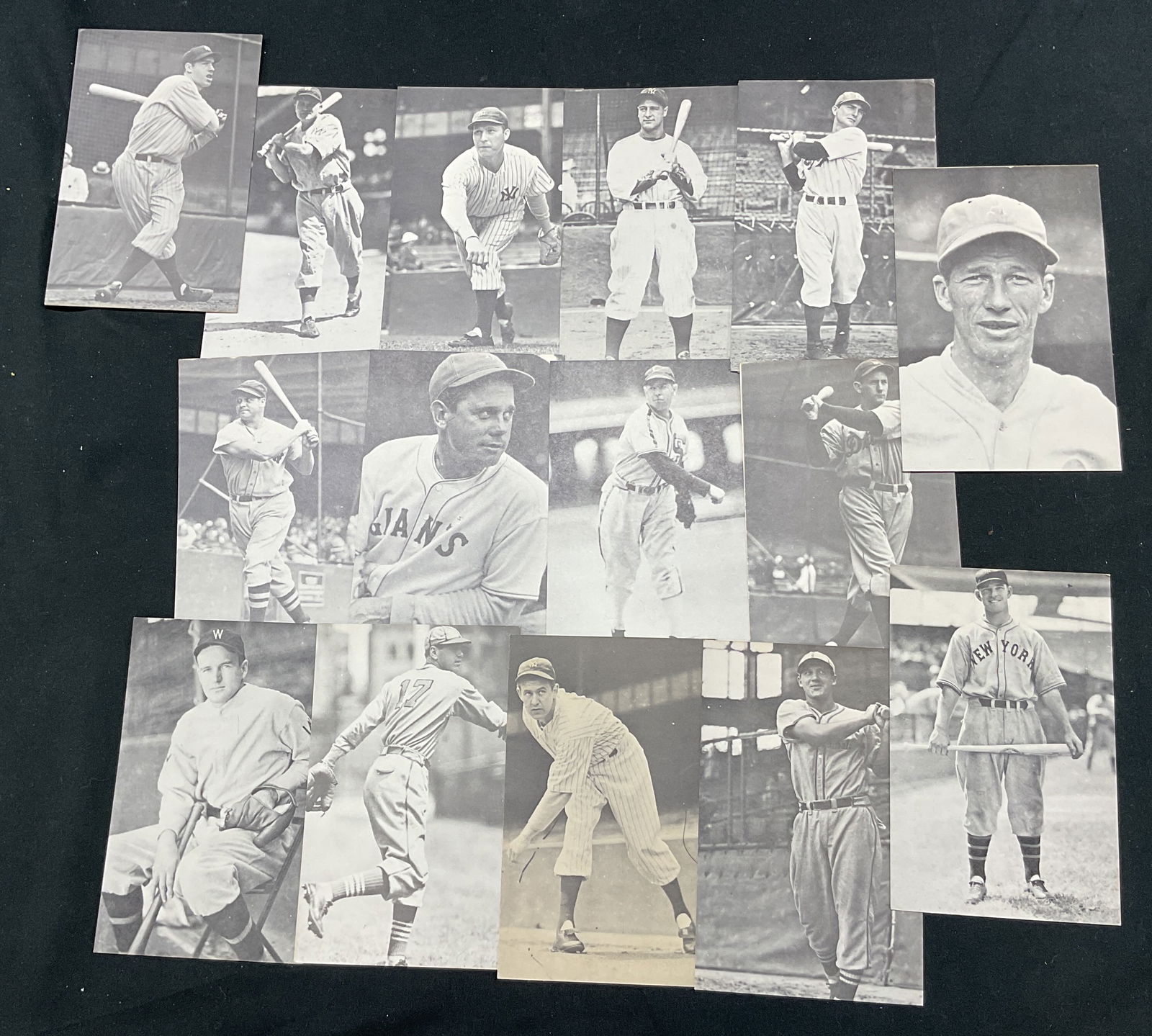 16 Baseball Player Postcards 1973, Joe Dimaggio+ (1 of 11)