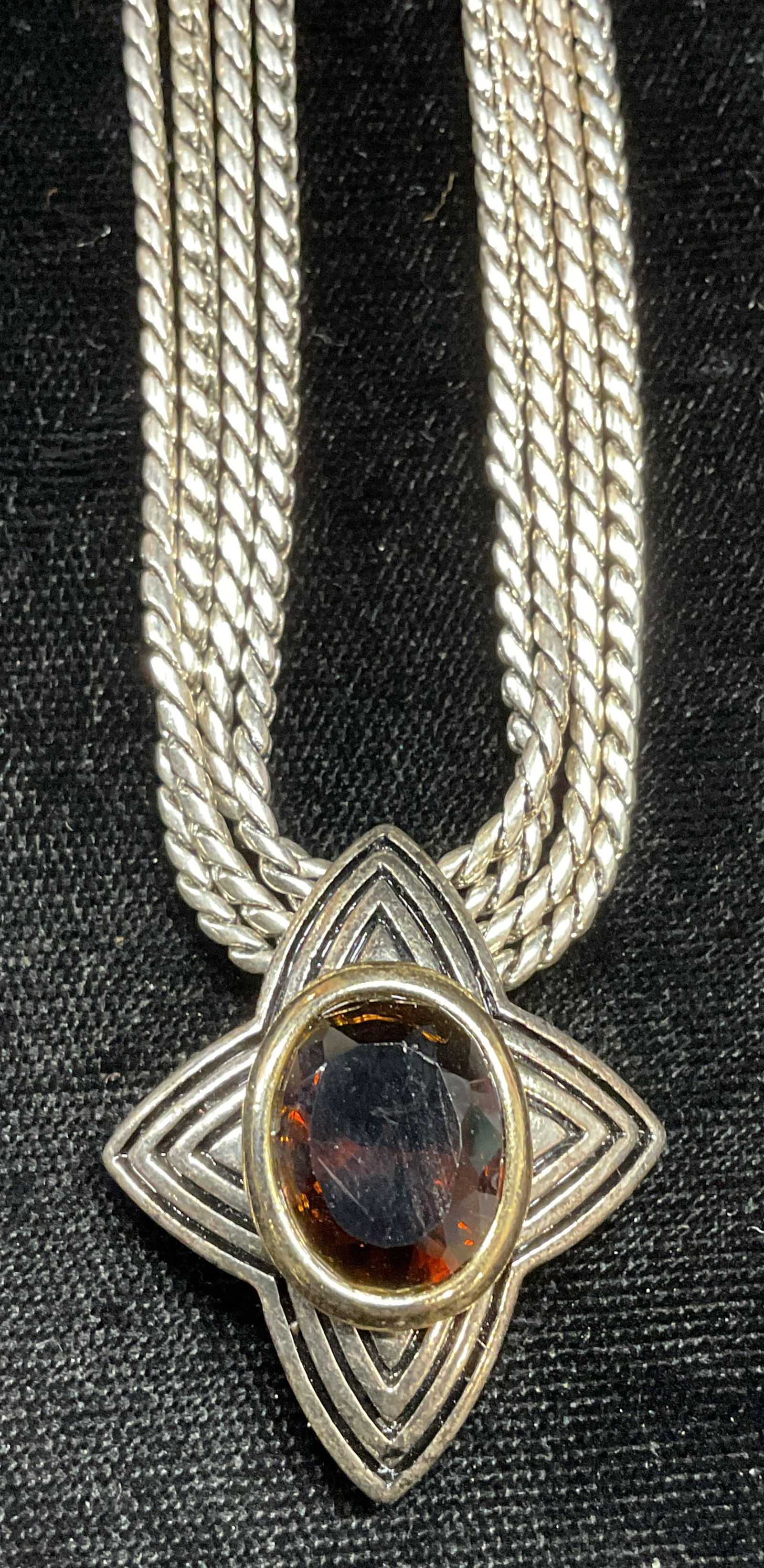 Vintage Avon Silver Tone Crystal Pendant Necklace (1 of 7)