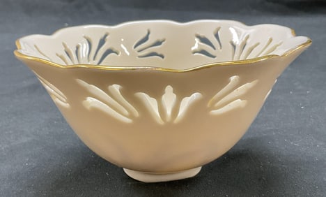 SGND Lenox Floral Porcelain Gilt Bowl USA