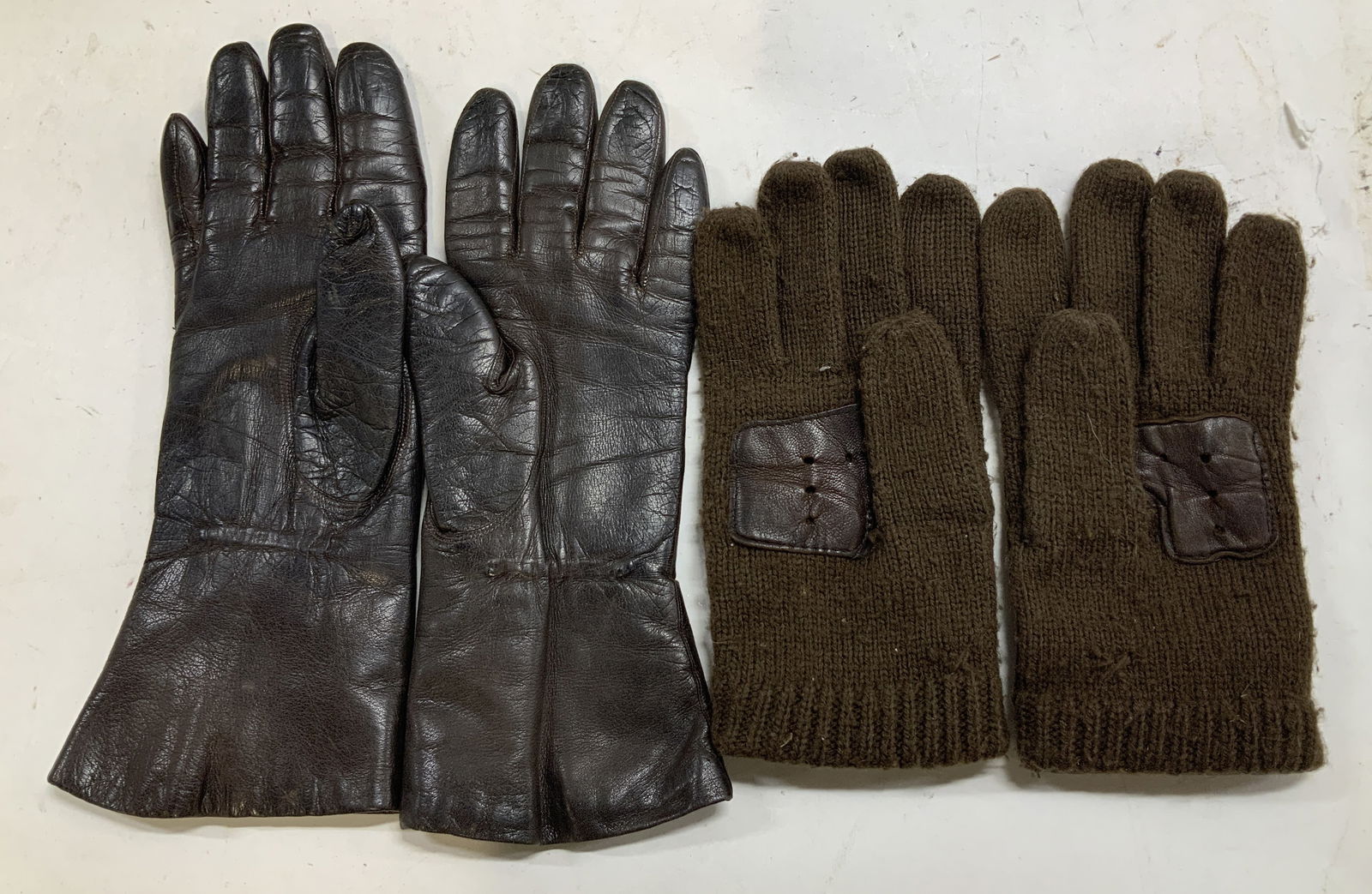 2 Pair Vntg Dark Brown Leather Gloves (1 of 8)