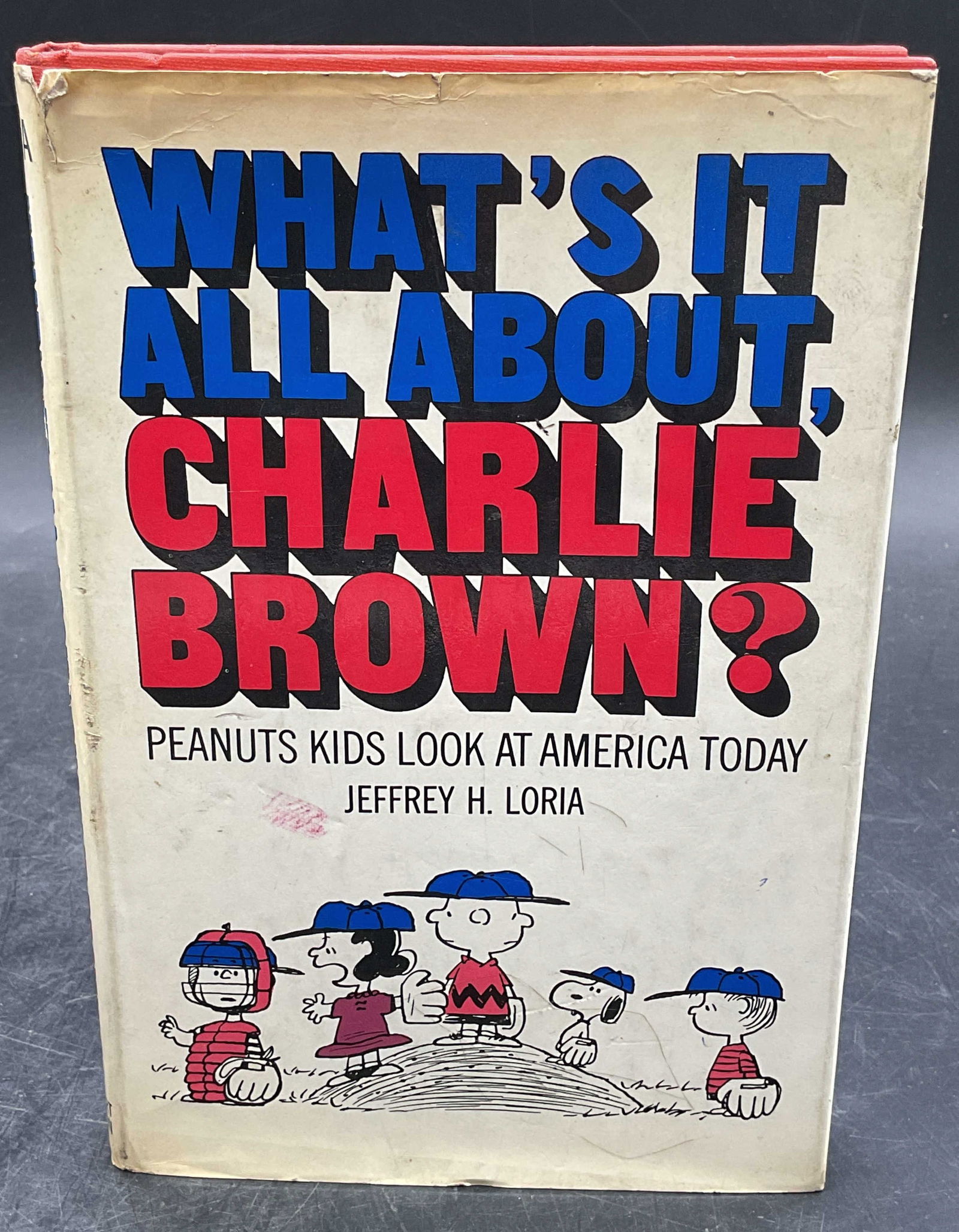 Loria Charlie Brown 1st Ed 1968, Illustrated (1 of 8)