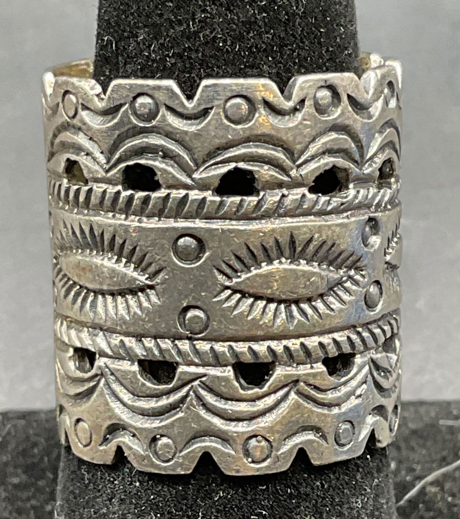 Sterling Silver Geometric Wide Band Ring (1 of 6)