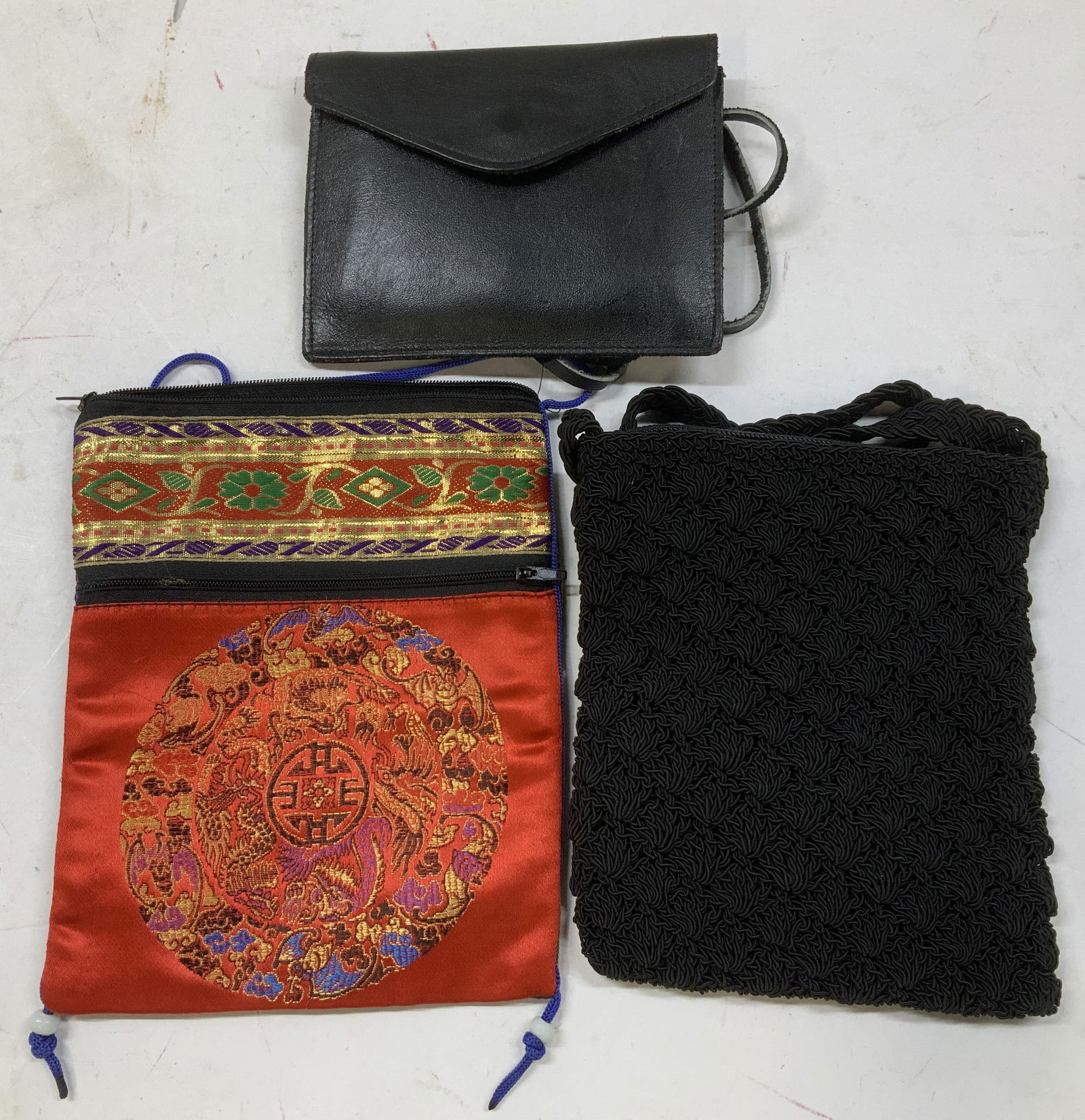 Lot 3 Assorted Black & Red Crossbody Bags BRAZIL (1 of 8)