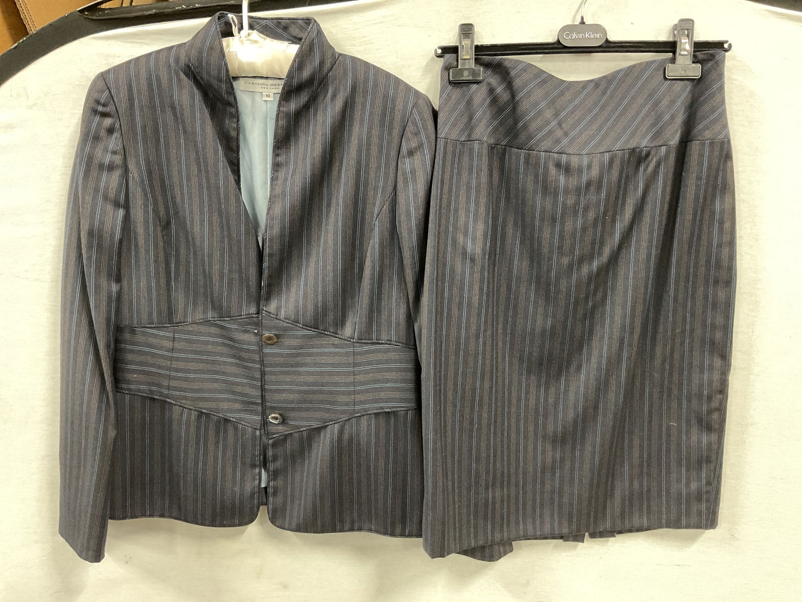 Lot 2 Carolina Herrera Suit Jacket & Skirt Italy (1 of 13)