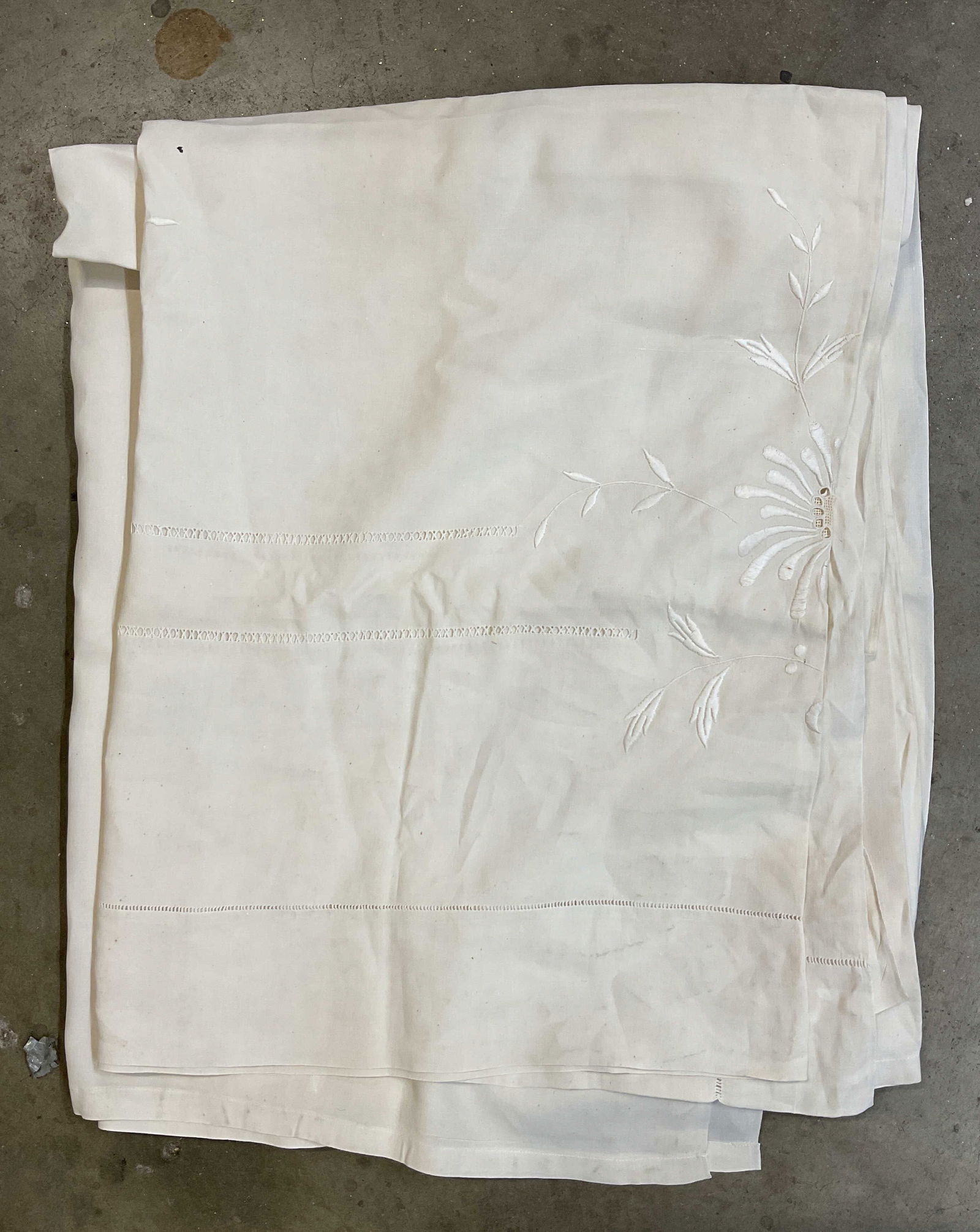 Vintage White Embroidered Linen Tablecloth (1 of 8)