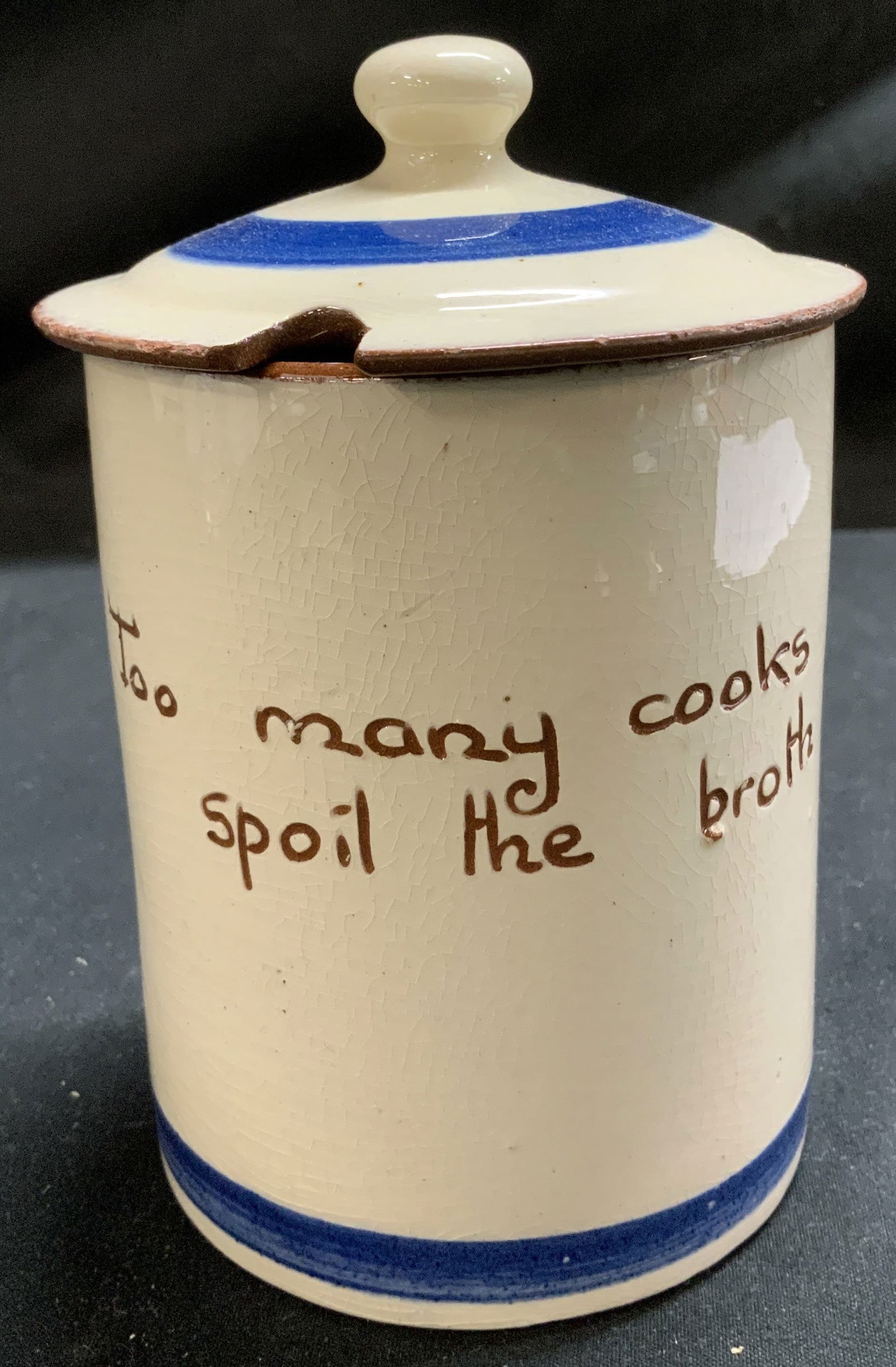 Vtg Dartmouth Pottery Ceramic Jam Pot ENGLAND: Vintage Dartmouth Pottery ceramic jam/mustard pot with a lid and spoon cutout. Body reads, Too many cooks spoil the broth. Hand painted details. Signed & marked. Reads, DARTMOUTH POTTERY DEVON. MADE I