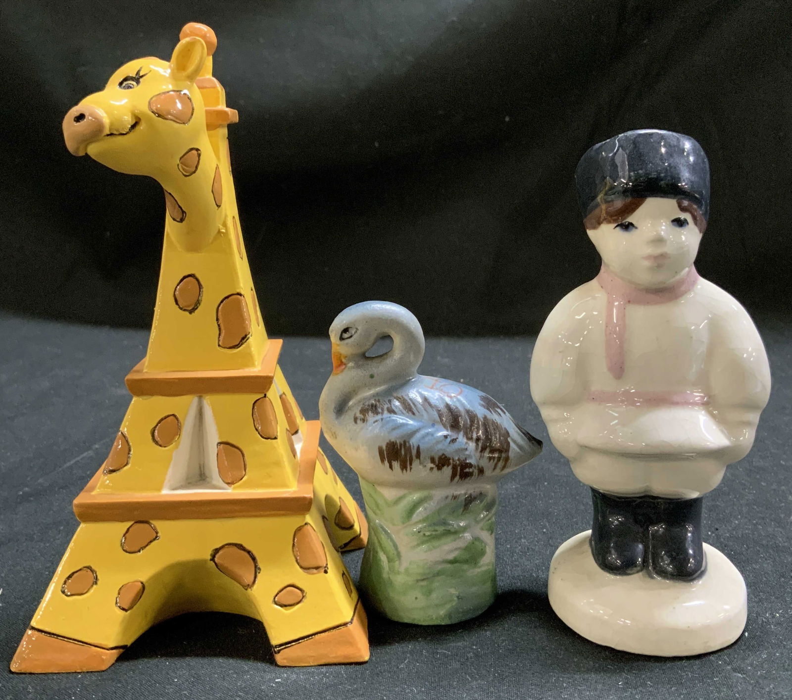 Lt 3 Efsa Giraffe, Russian Boy & Crane Shaker JAPAN (1 of 8)