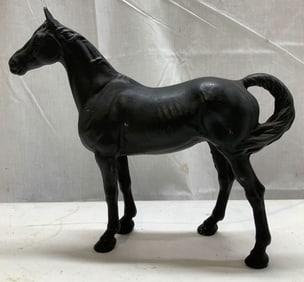 Vtg Hubley Style Cast Iron Horse Figurine