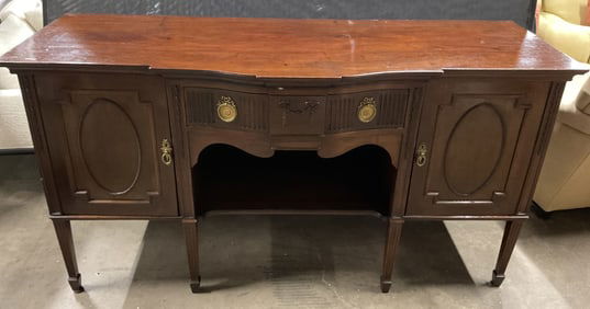 Georgian Style Mahogany Finish Sideboard