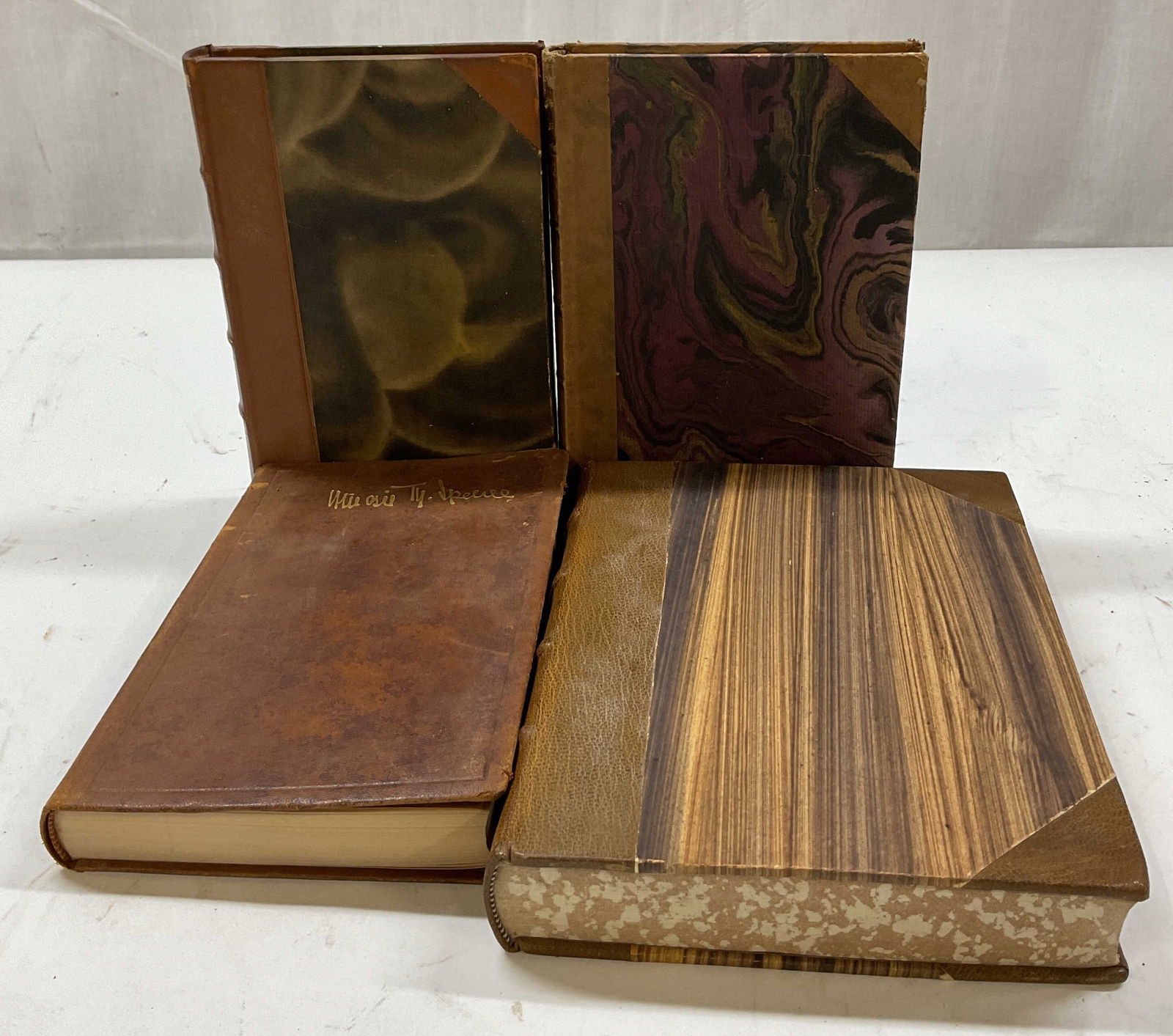 Lot 4 Antq Leather & Gilt Bks 1800s-1900s Franzos+: Lot of 4 books. Antique leather bound gold embossed marbled books. Holder Og Slaver, Karl Emil Franzos published by I.H. Schubothes Boghandel, 1889. Den Grona Demonen, Marie Corelli published by B. Wa