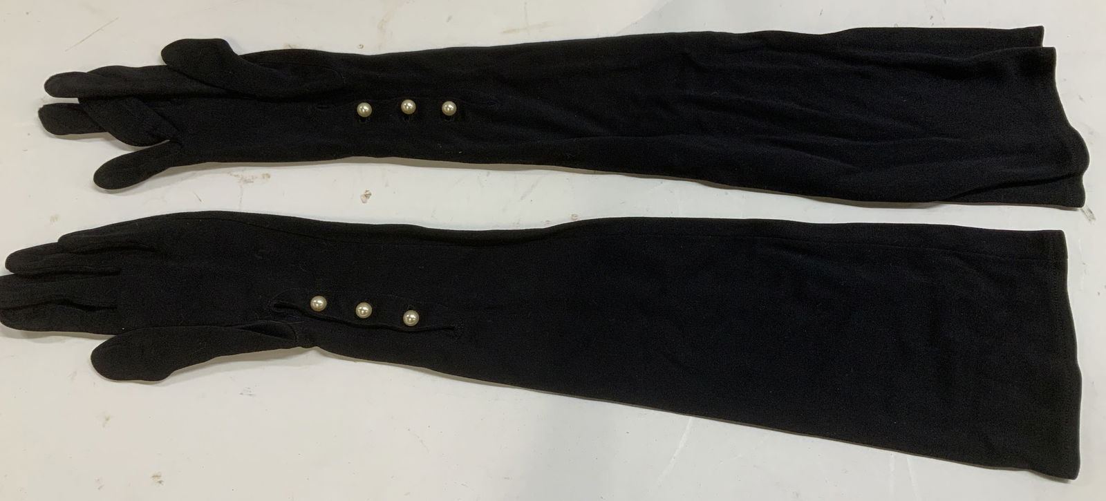 Vtg Black Opera Length Gloves W Pearl Buttons (1 of 6)
