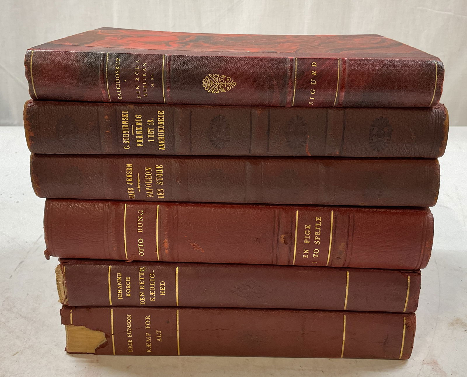 Lot 6 Antq Lthr&Gilt Illus Bks 1900s Stryienski+ (1 of 20)