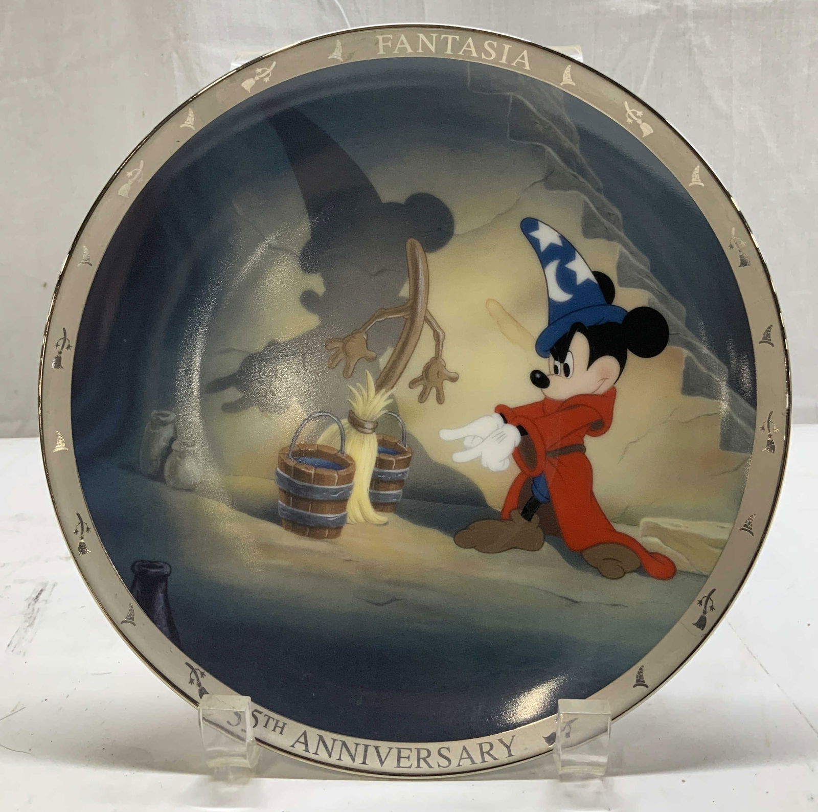 Walt Disney Fantasia 55th Anniversary Mickey Plate (1 of 6)
